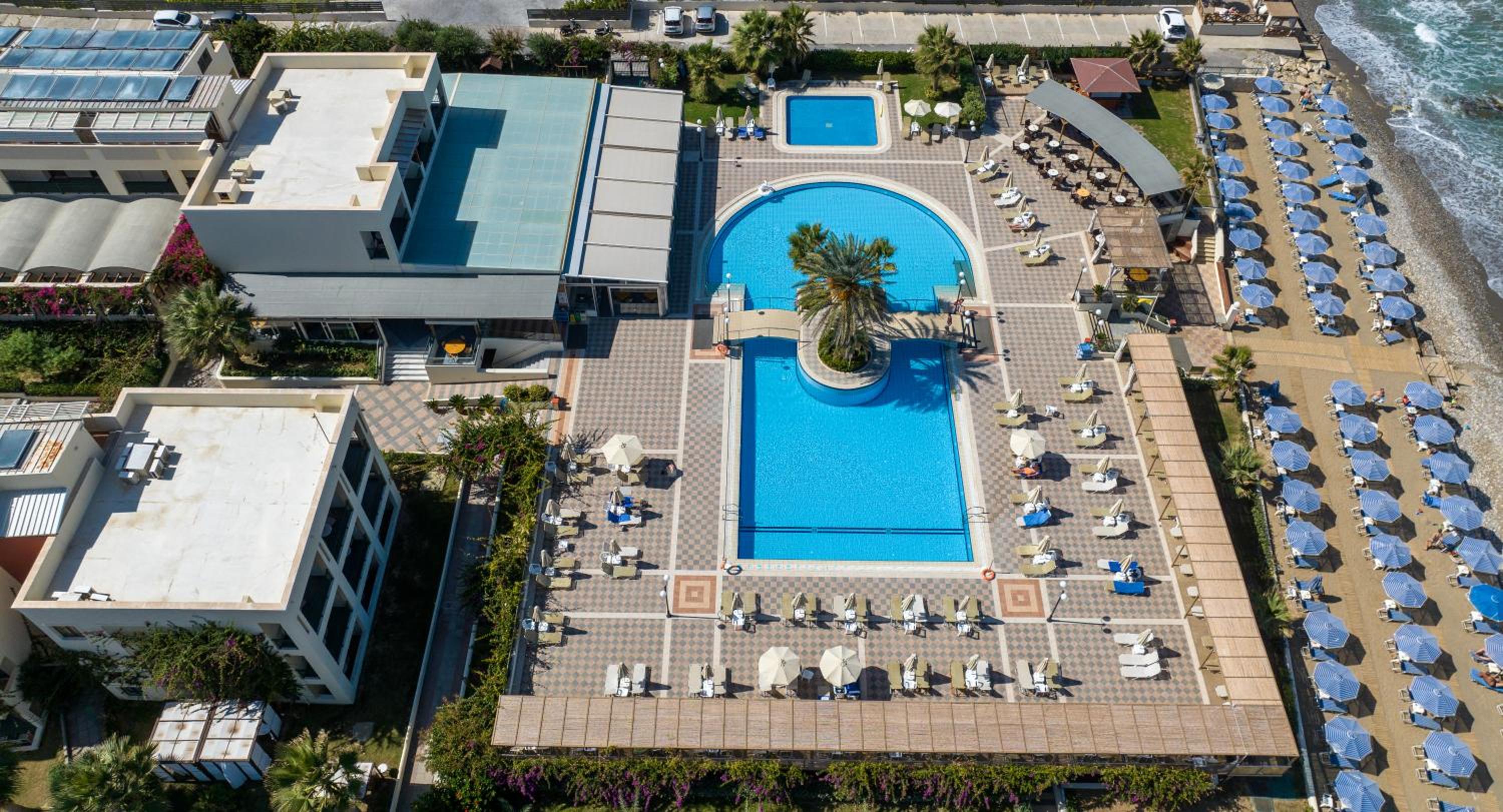 Hydramis Palace Beach Resort