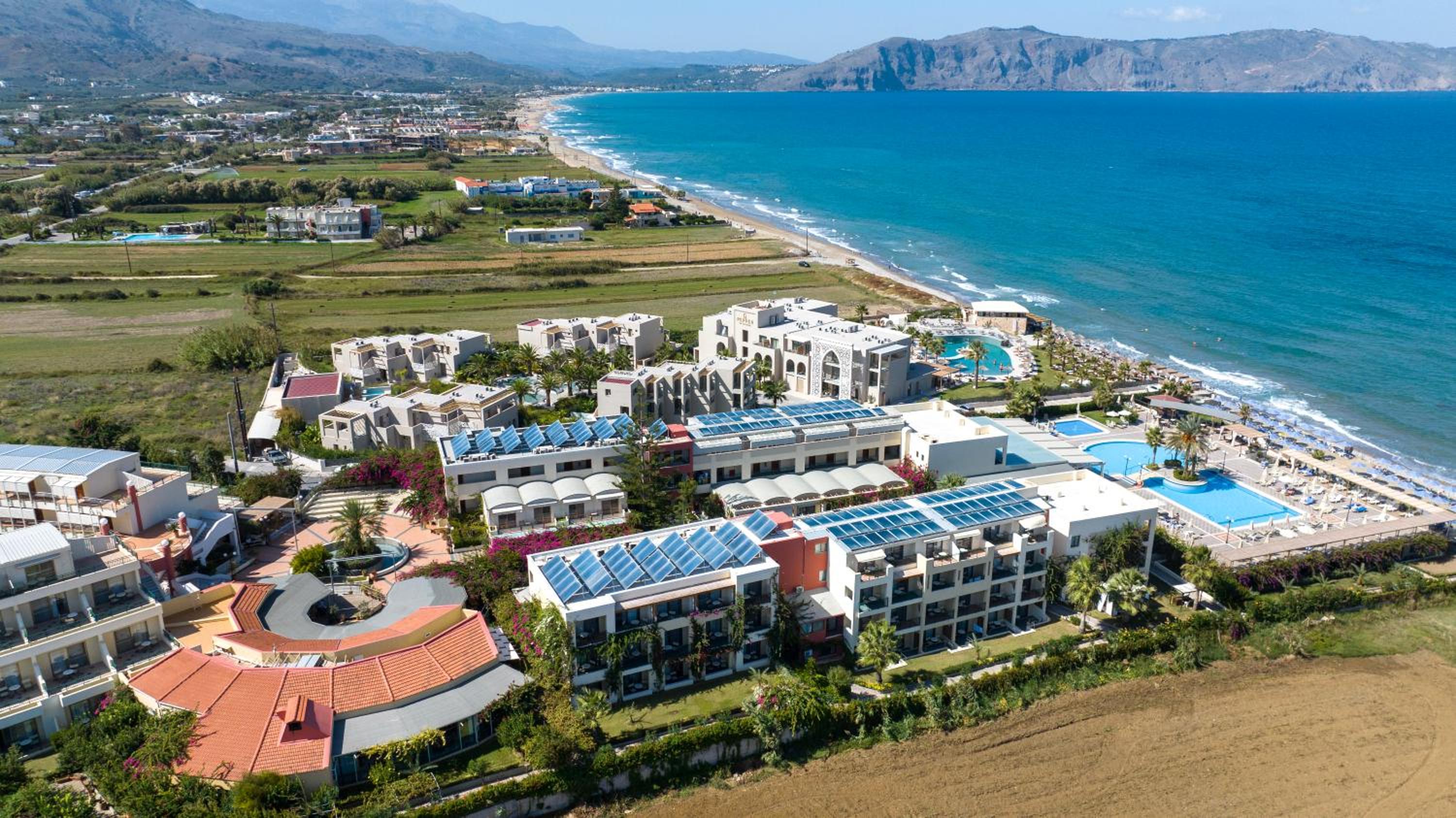 Hydramis Palace Beach Resort