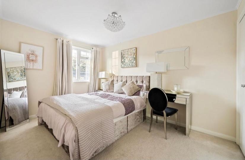 Weybridge Home