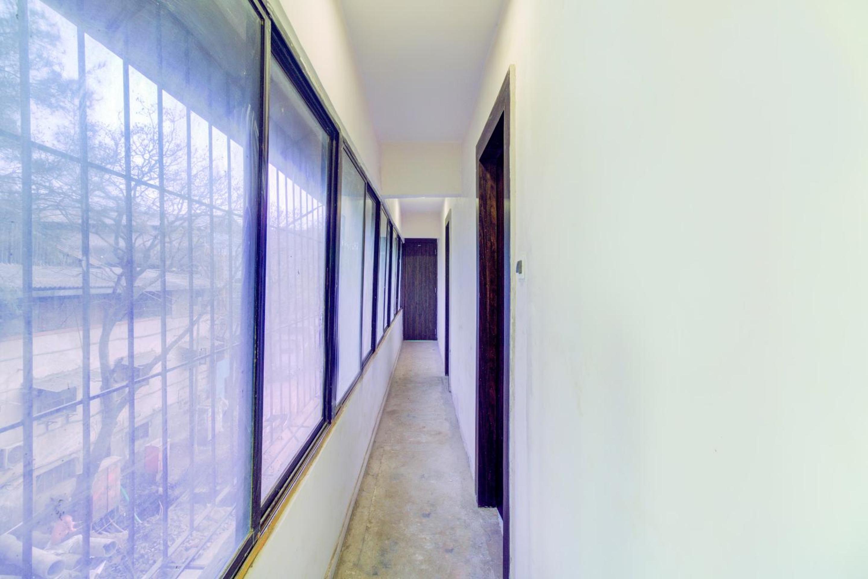 Hotel Golden Palace Lodging and Boarding view 4