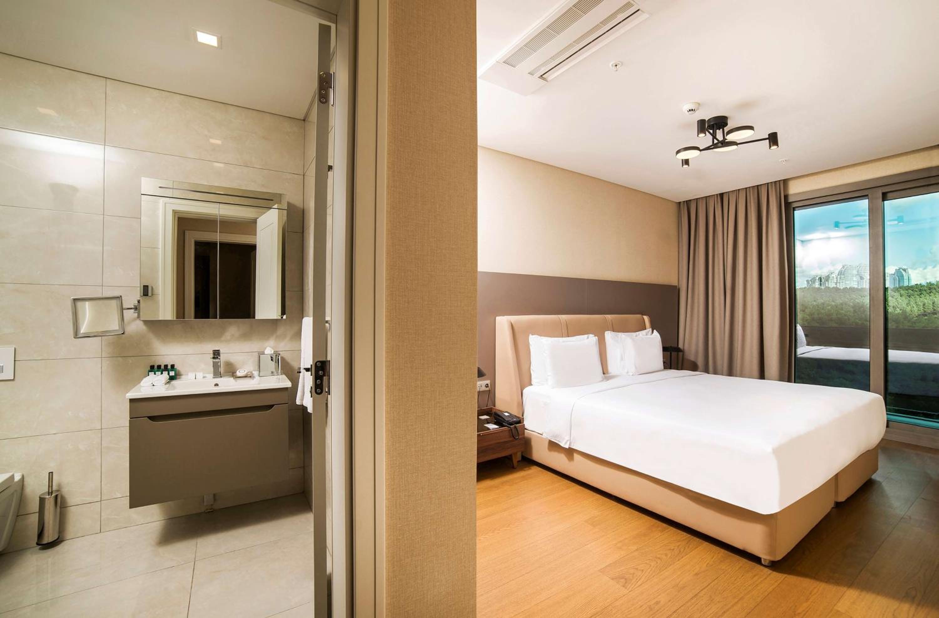 Radisson Residences Vadistanbul - Image 34