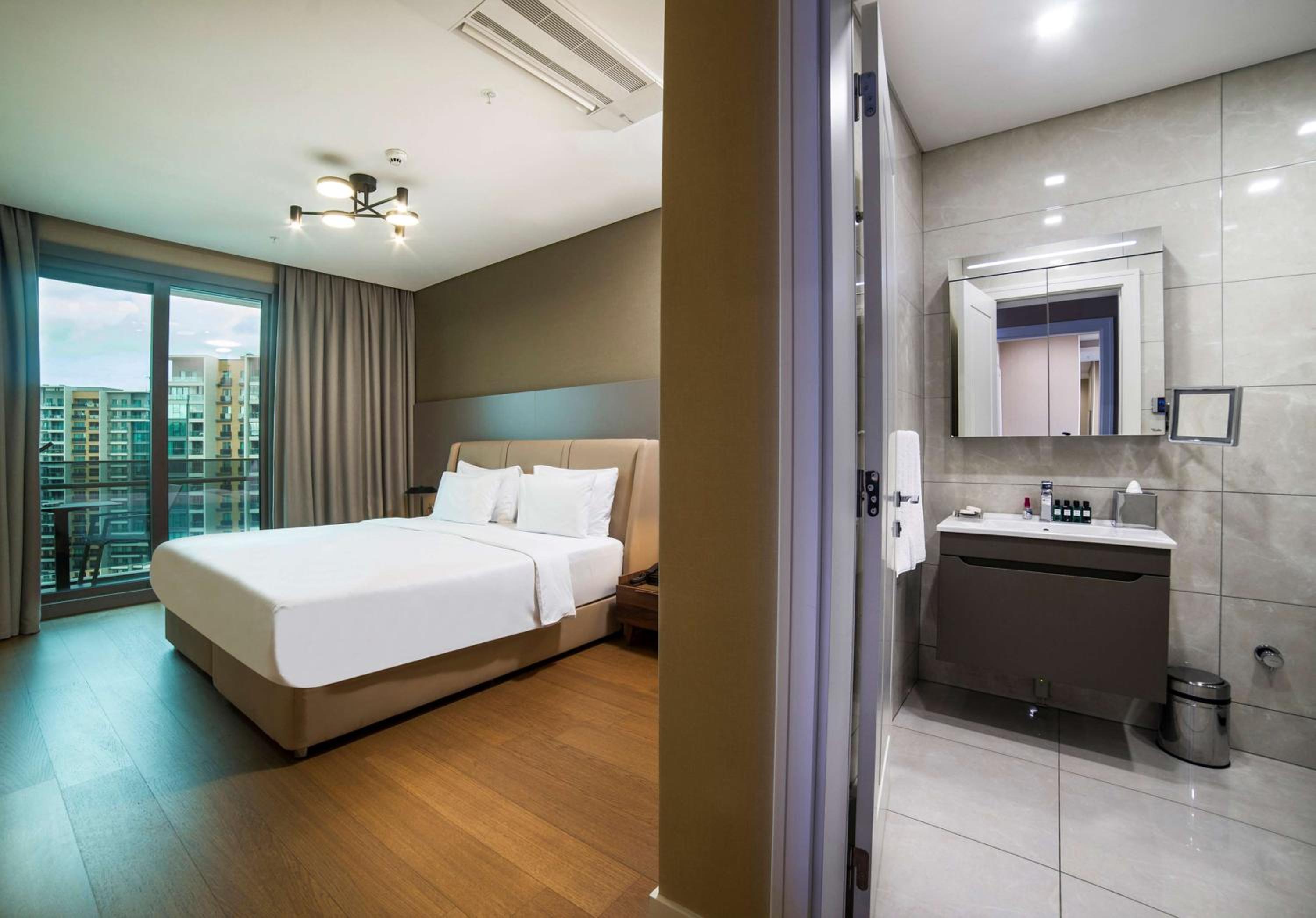 Radisson Residences Vadistanbul - Image 35