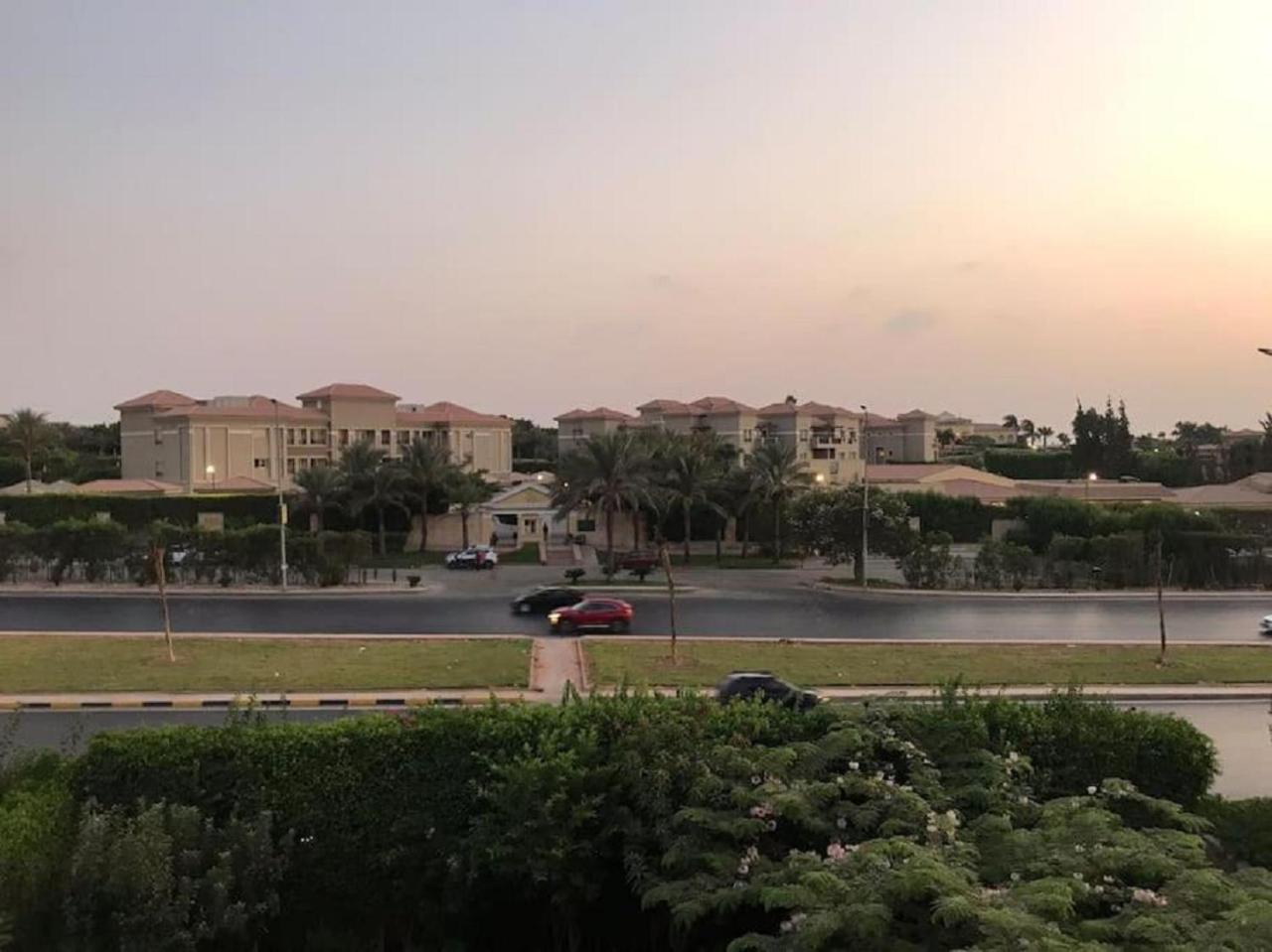 Choueifat - Katameya heights 5th settlement, 3 double bedrooms entire apartment