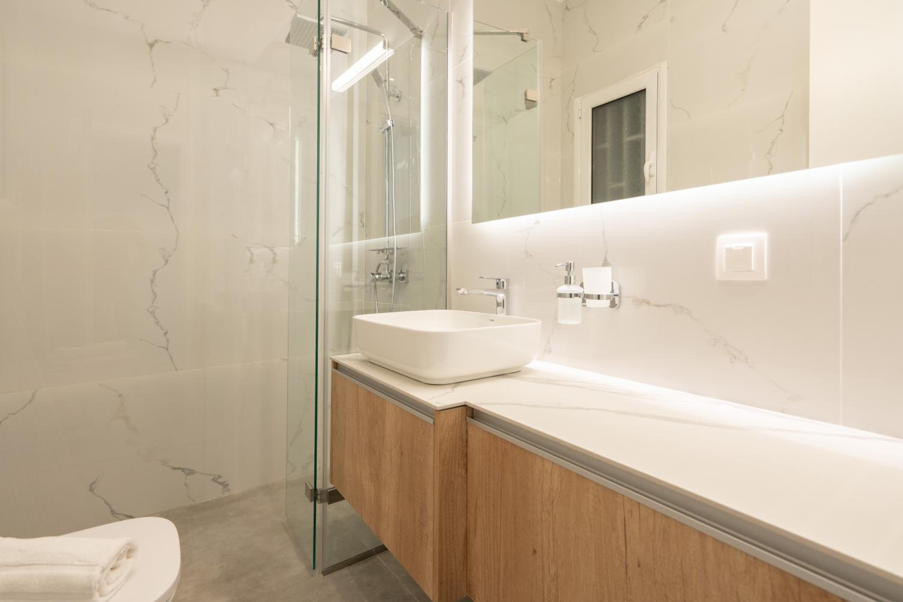 Seven Hills, Boutique Apartments