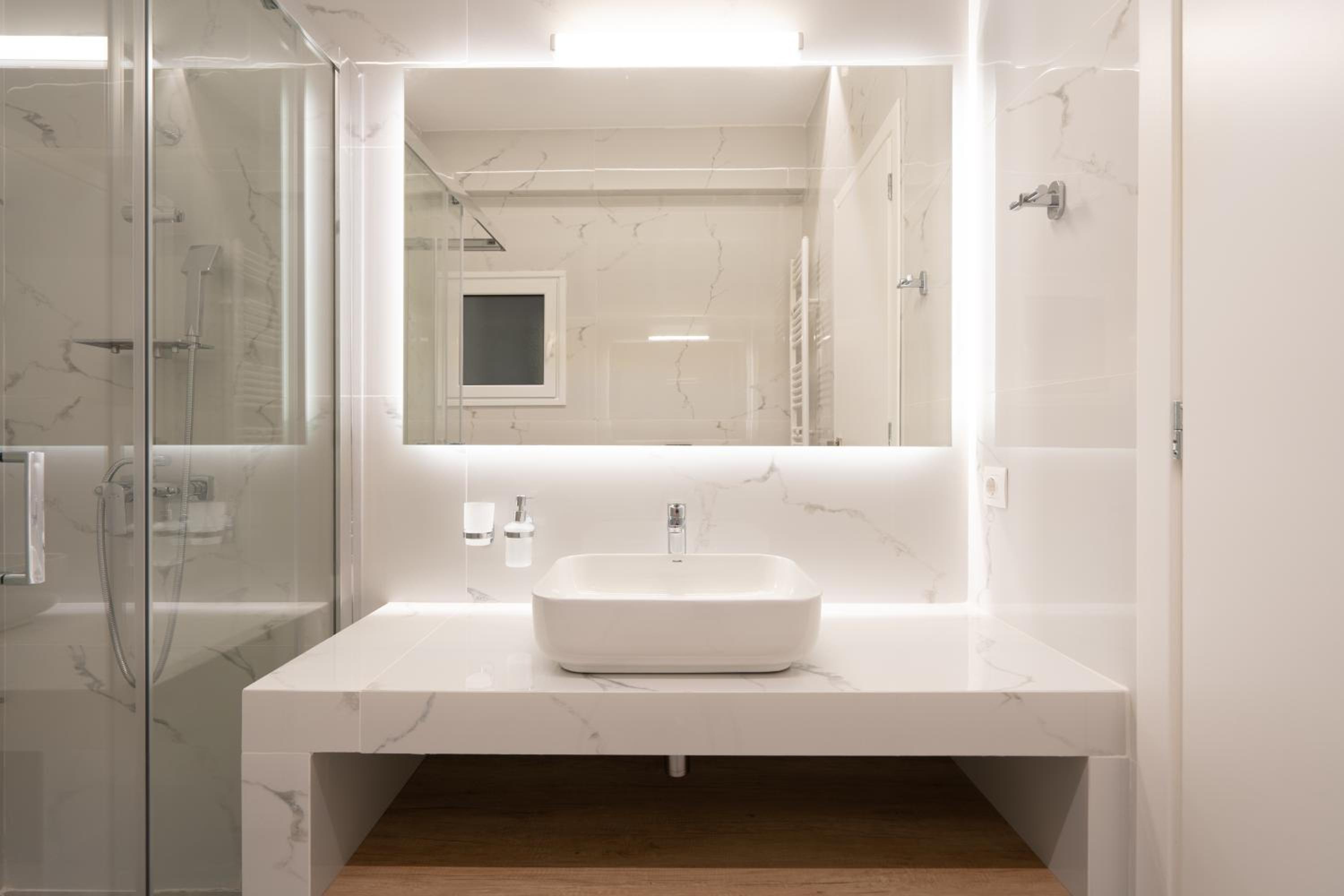 Seven Hills, Boutique Apartments