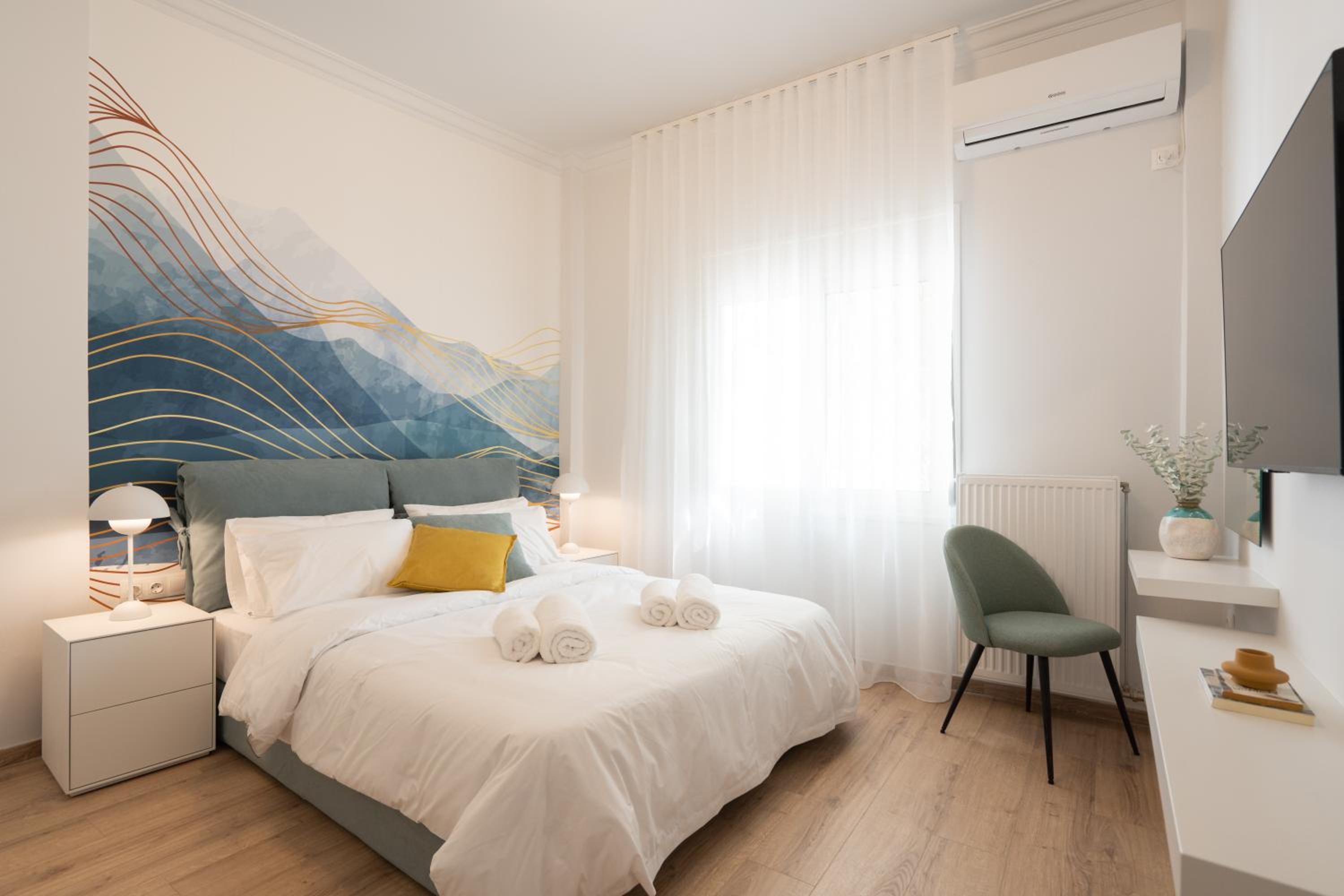 Seven Hills, Boutique Apartments