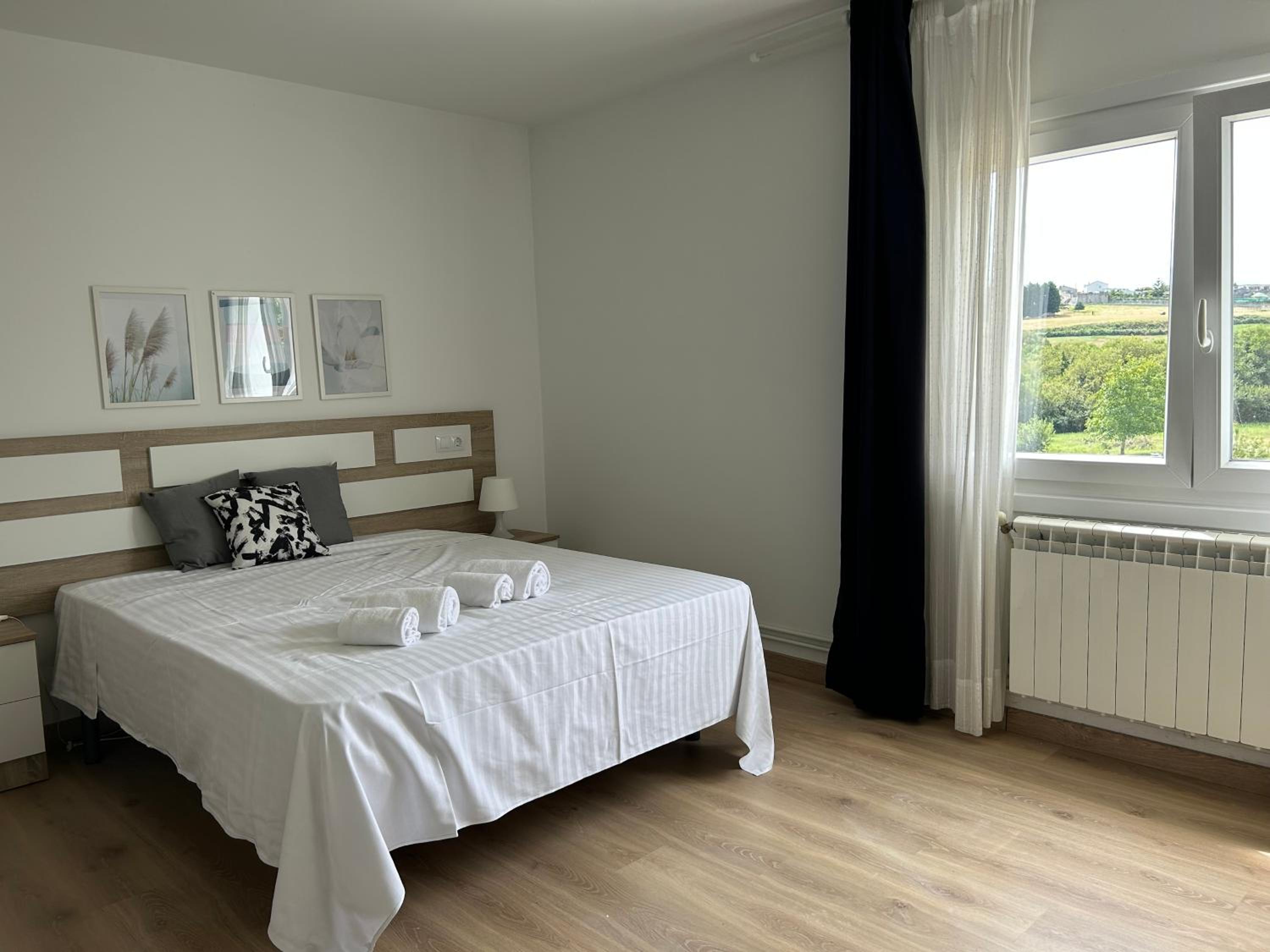 Apartagal-A Corredoira