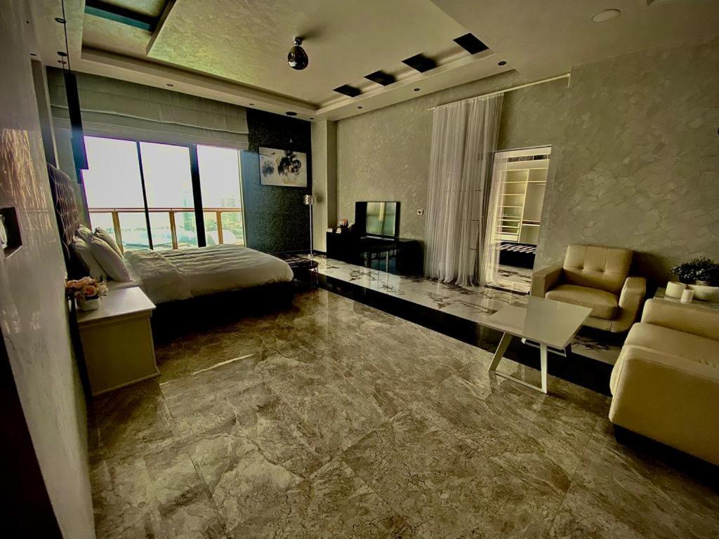 Downtown Al Bahar Apartments