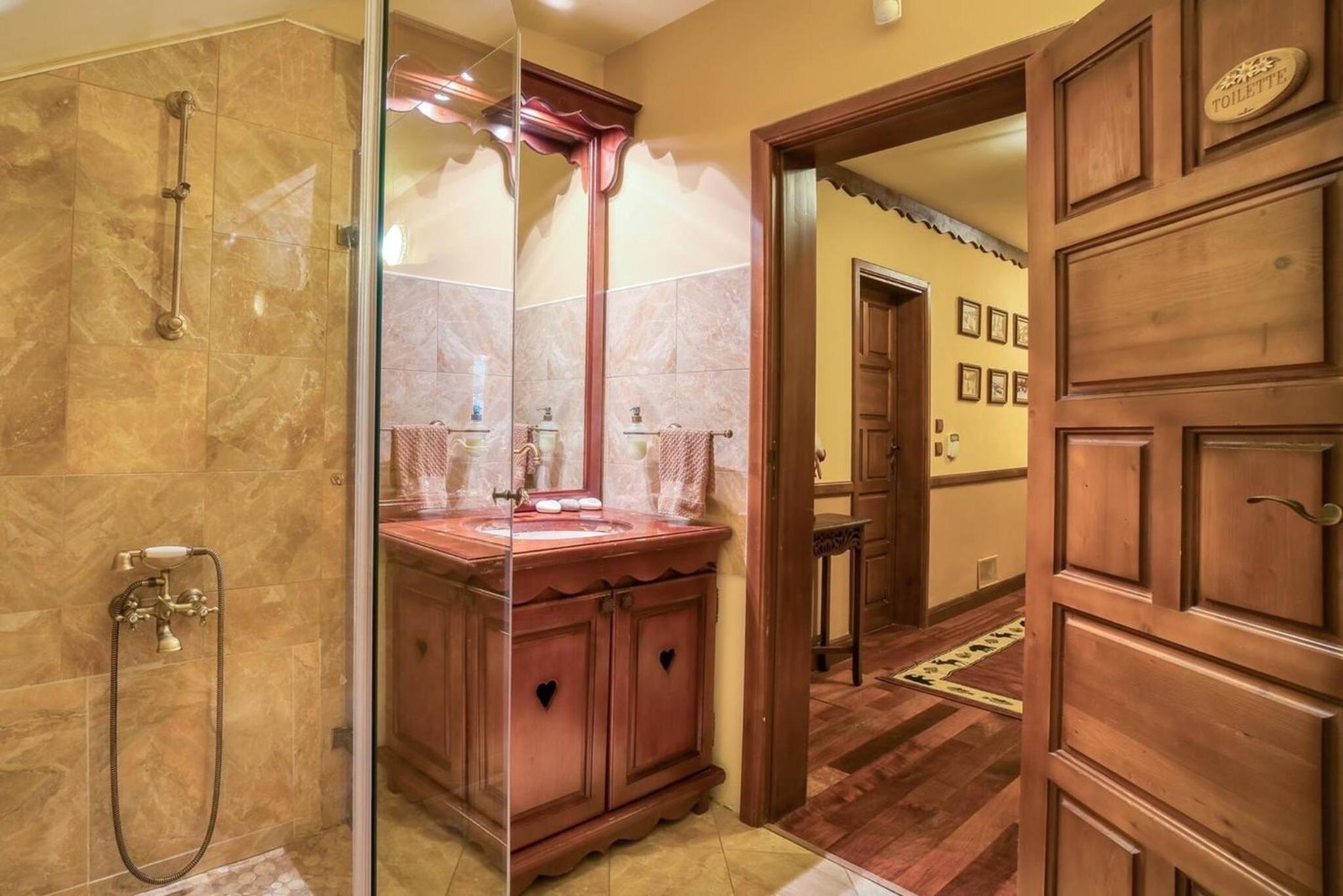 Villa Borovets Mountain Luxury