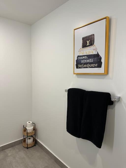Luxury 2BR Corner Apt Downtown MIA