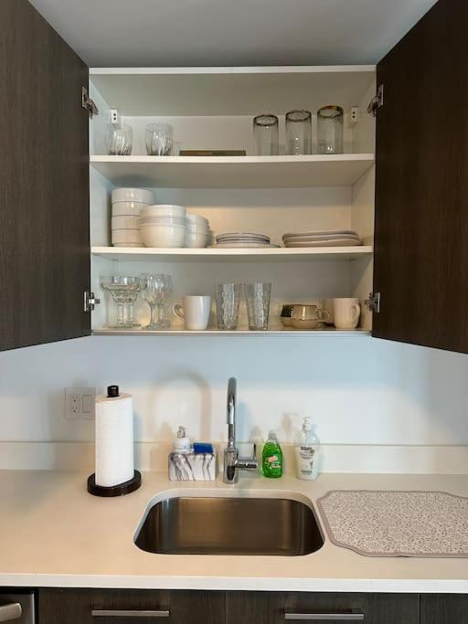 Luxury 2BR Corner Apt Downtown MIA