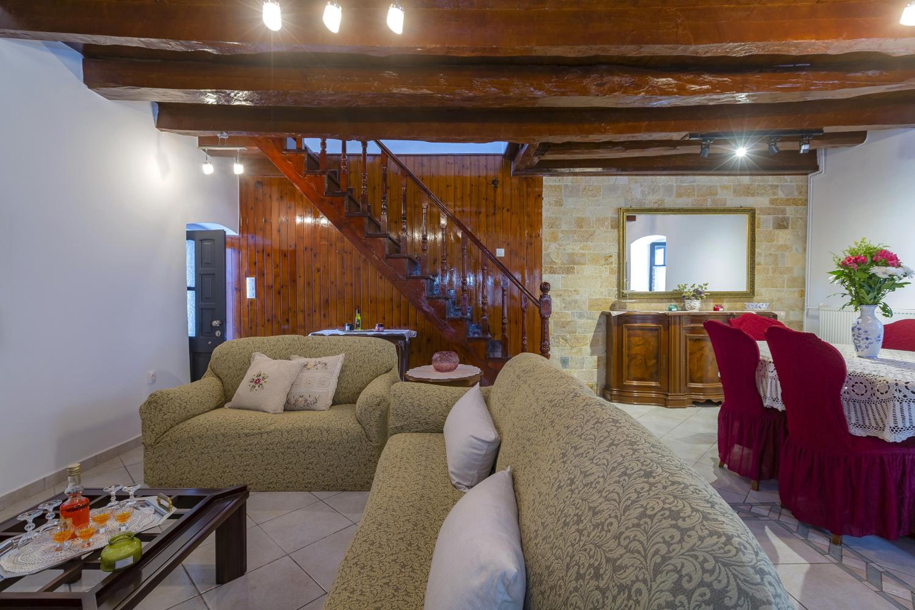 Gala Estate Traditional Mansion