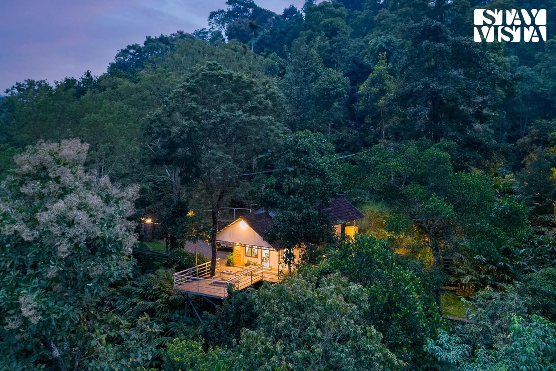 StayVista at Dawnlight with Bonfire & Complimentary Breakfast