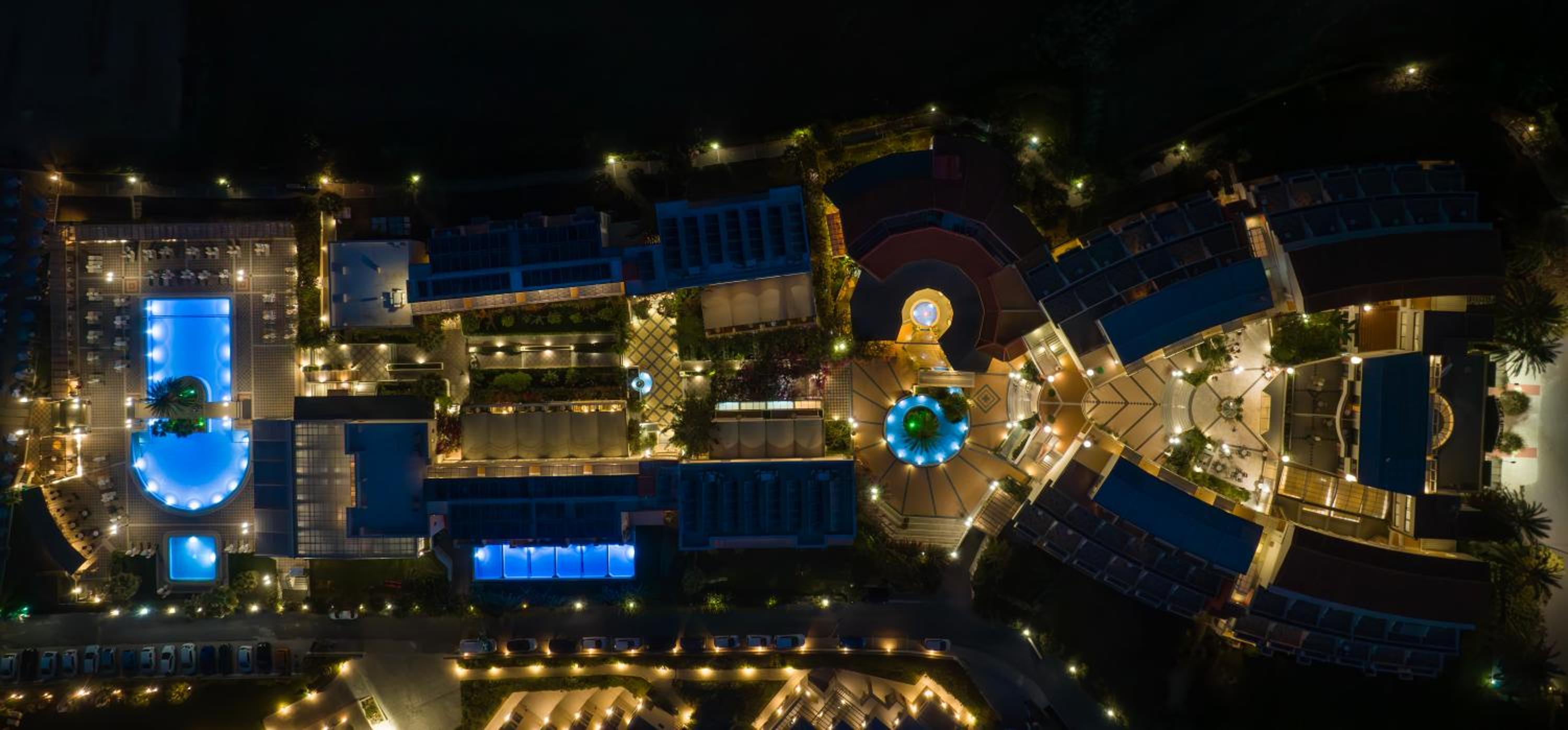 Hydramis Palace Beach Resort