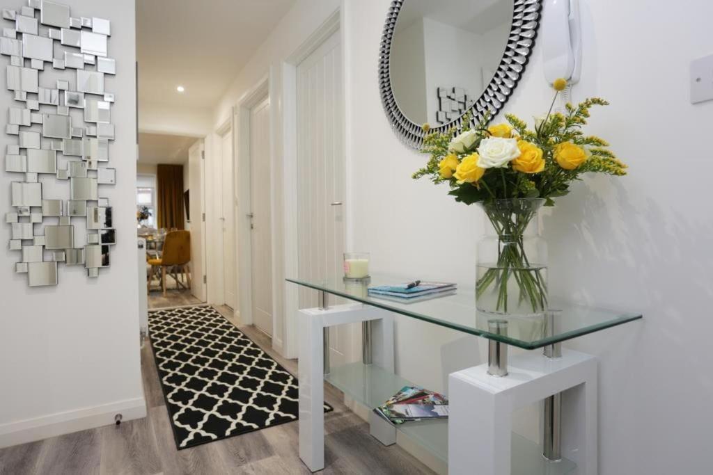 COASTAL CHARM by BOURNECOAST - A Modern Apartment Close to the Sandy Beaches - FM8387 view 4