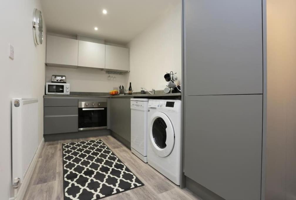COASTAL CHARM by BOURNECOAST - A Modern Apartment Close to the Sandy Beaches - FM8387 view 2