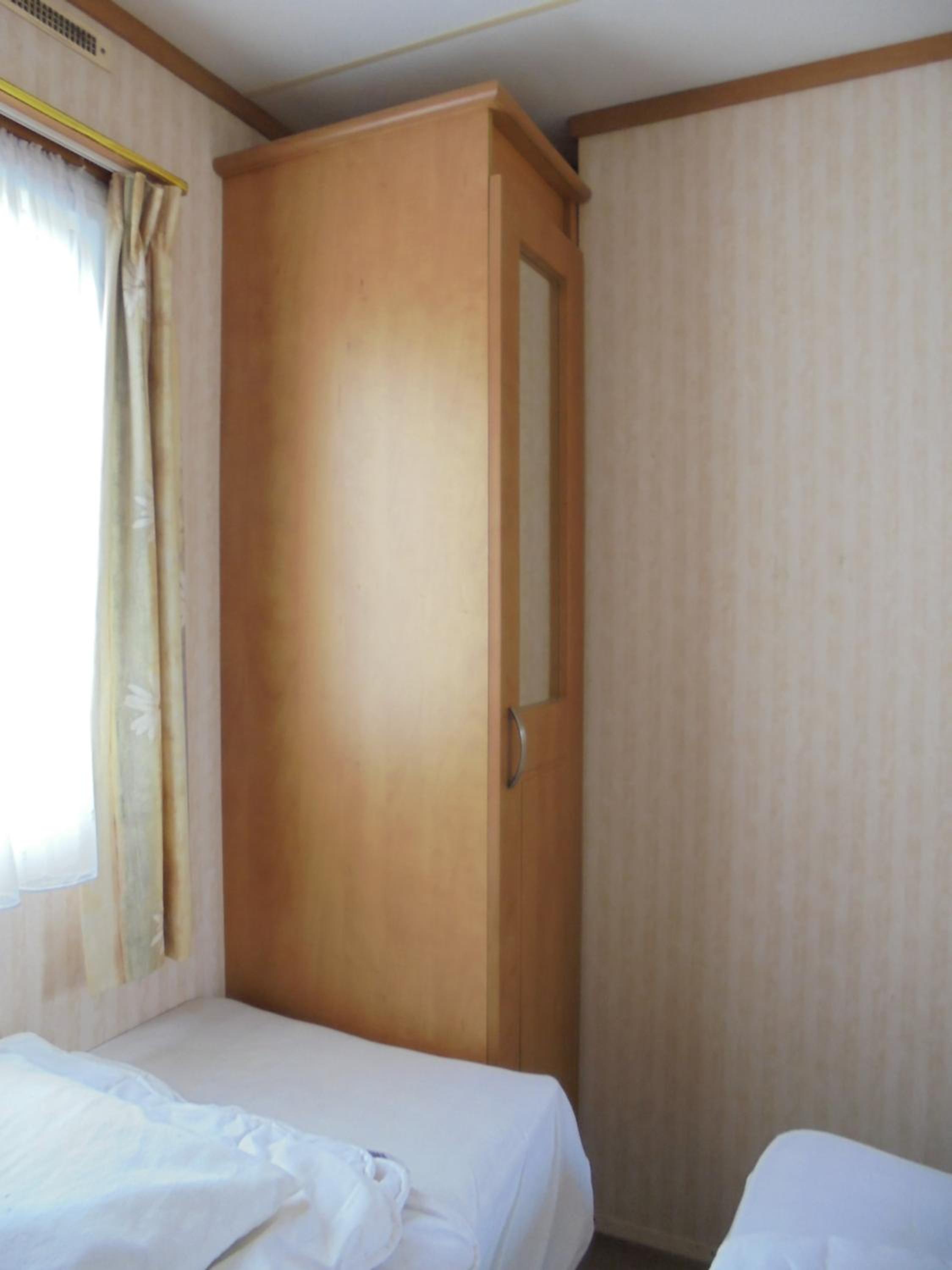 Golden Sands: Arizona GS 6 Berth, Access to the beach