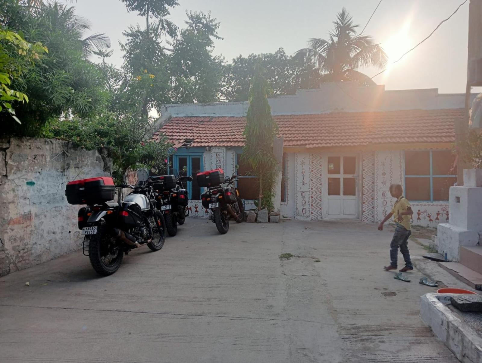 Peshagar Guest House