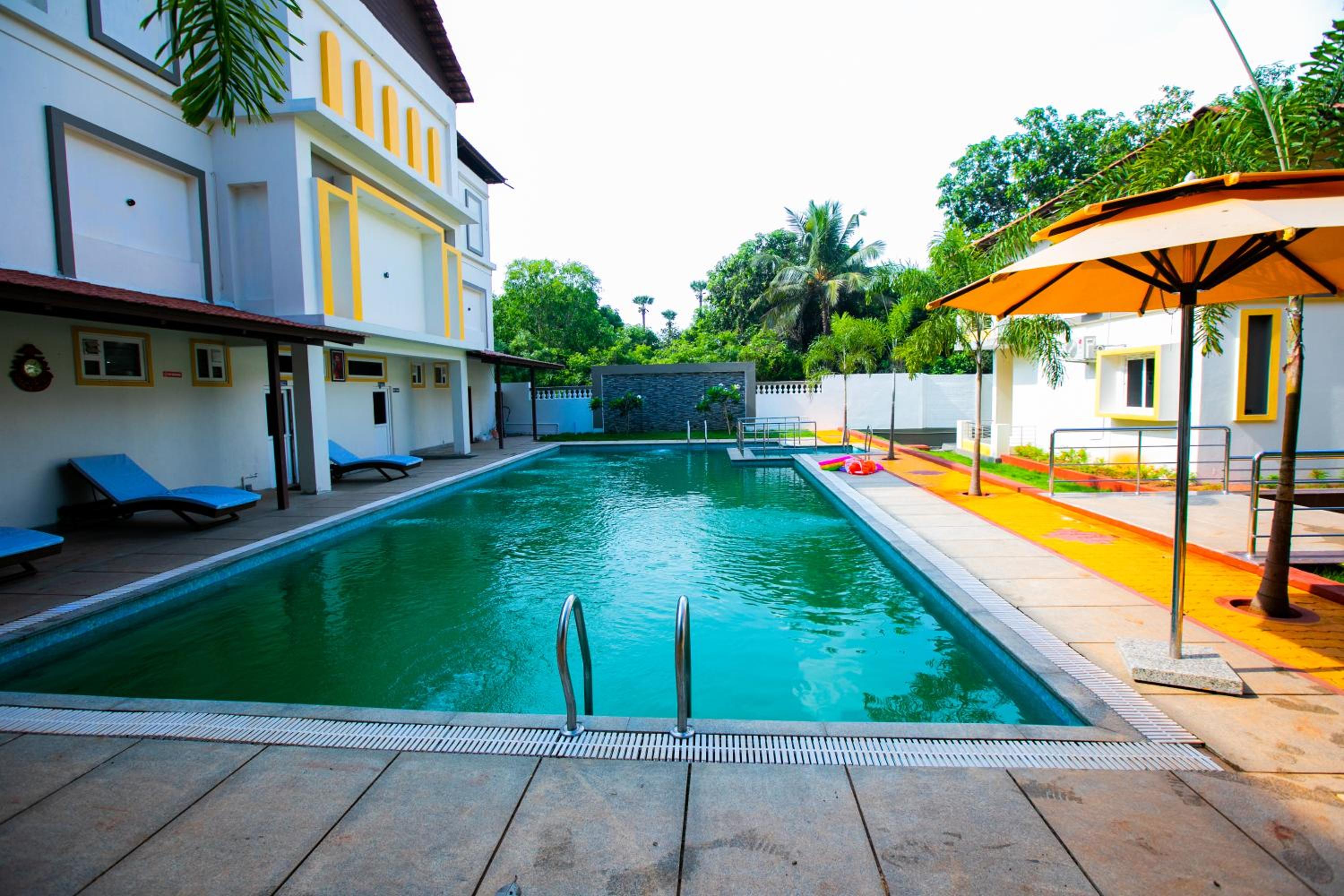 Queens Paradise Estate Resort