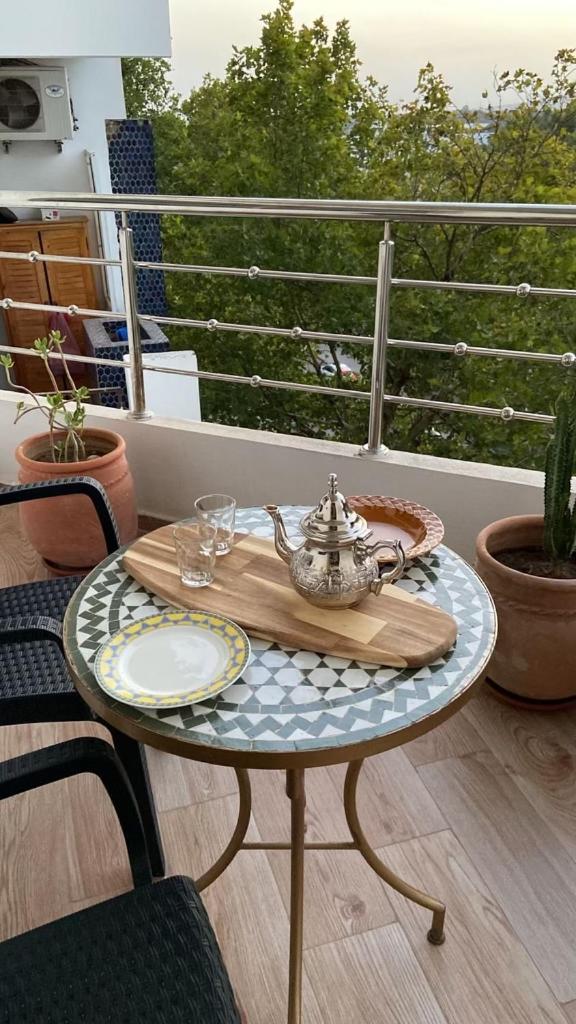 Appartement Luxueux, 2 chambres, à 300m de la Gare de train