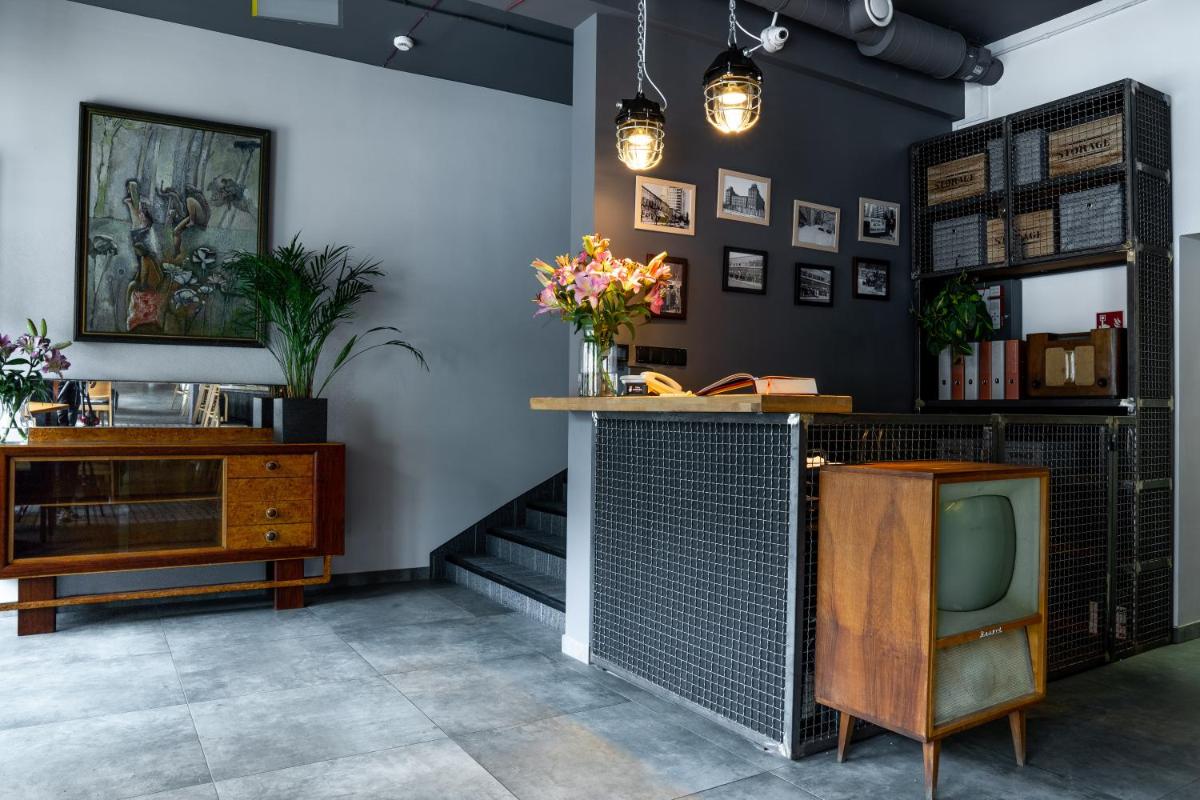 Hotel Mokotów - Image 1