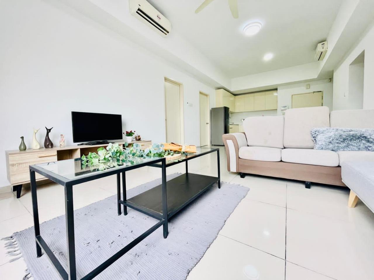 Kota Damansara 3BR for 1-12pax near IVF in Encorp photo 8