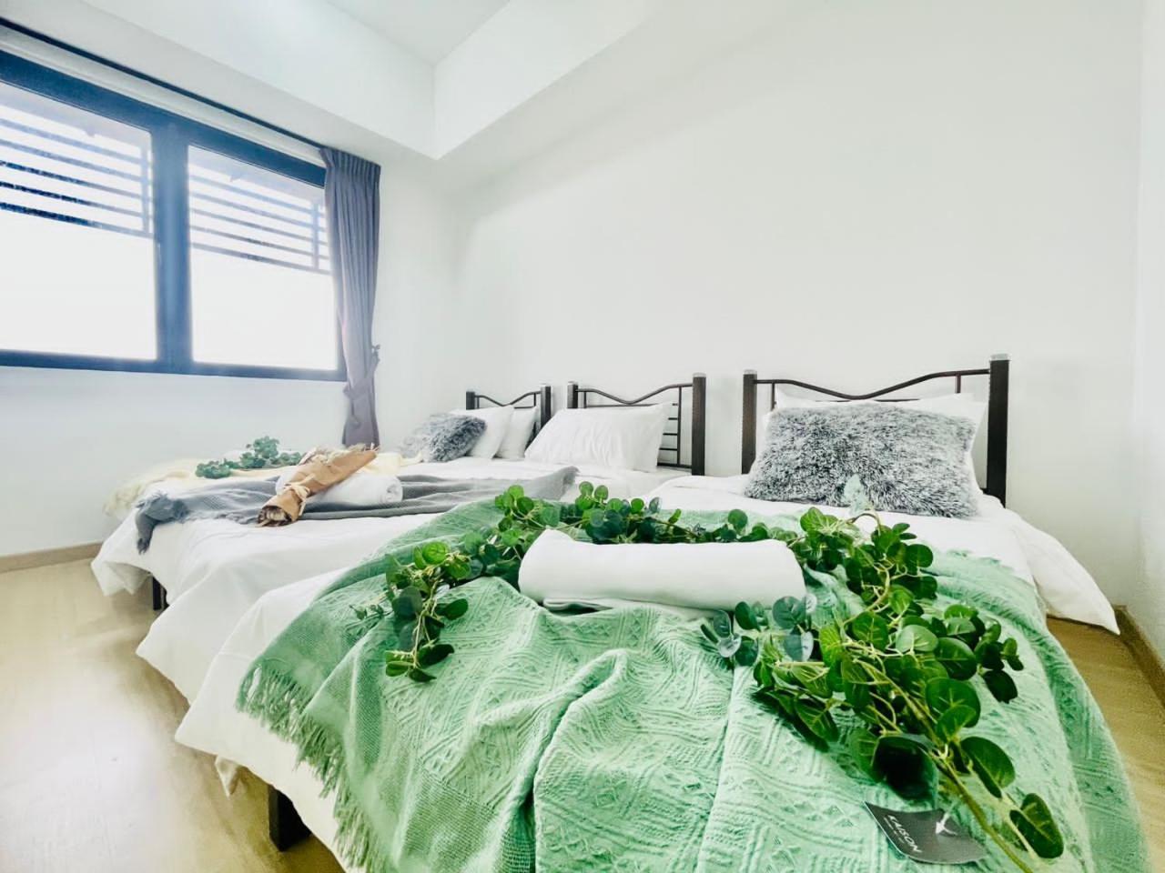 Kota Damansara 3BR for 1-12pax near IVF in Encorp photo 1