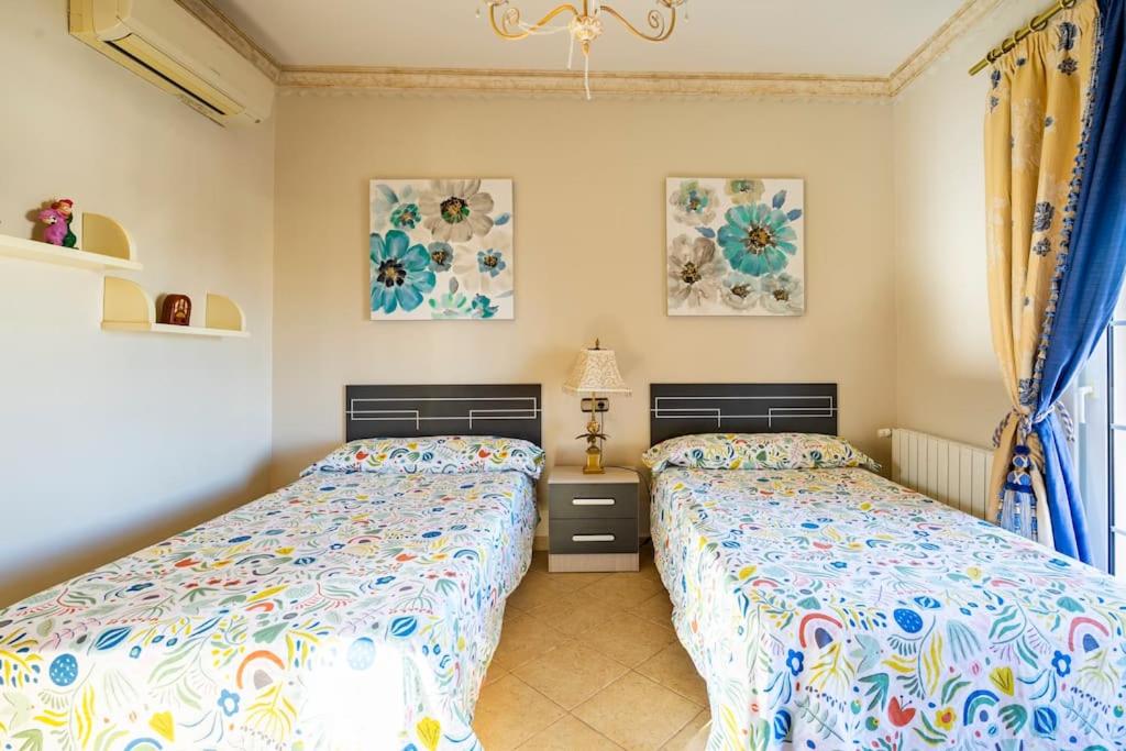 Villa Elísabeth, con piscina climatizada, especial para familias