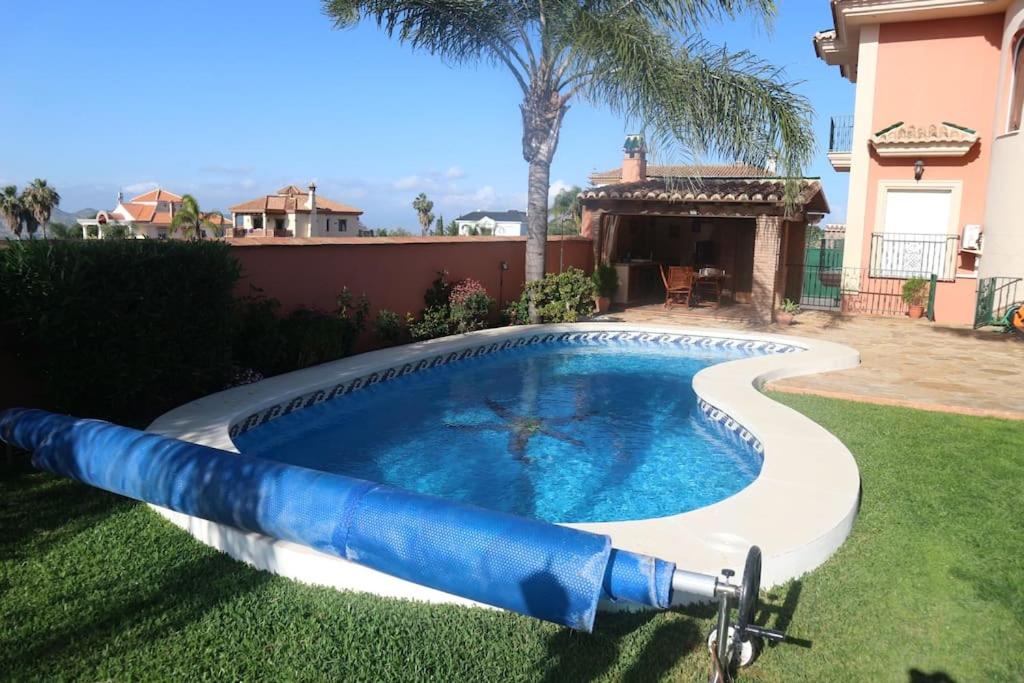 Villa Elísabeth, con piscina climatizada, especial para familias