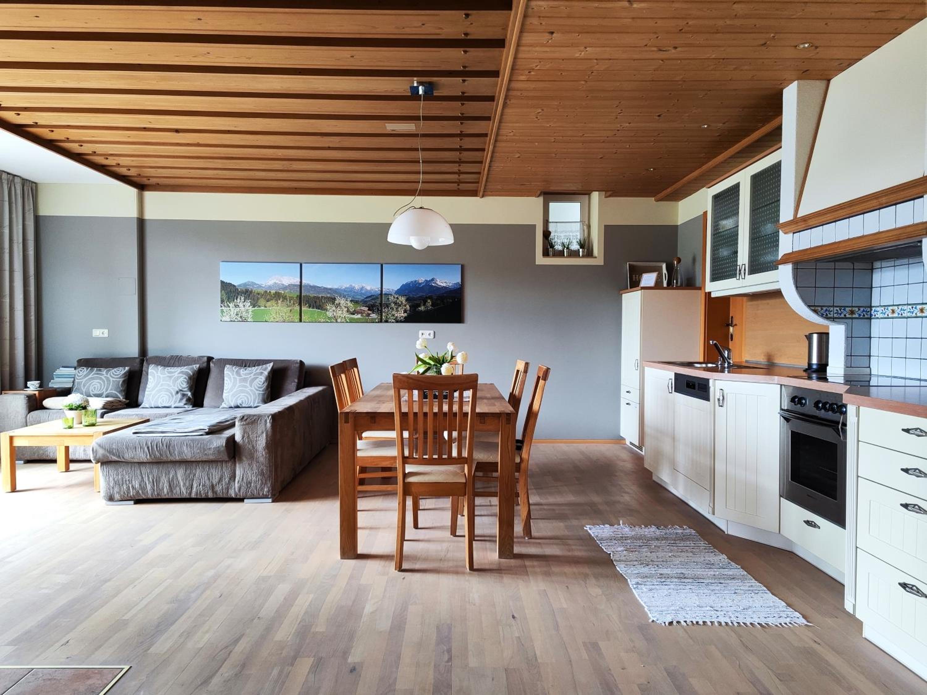 Ferienwohnung HÖLLWART - exclusiv, ruhige Lage, Panoramablick