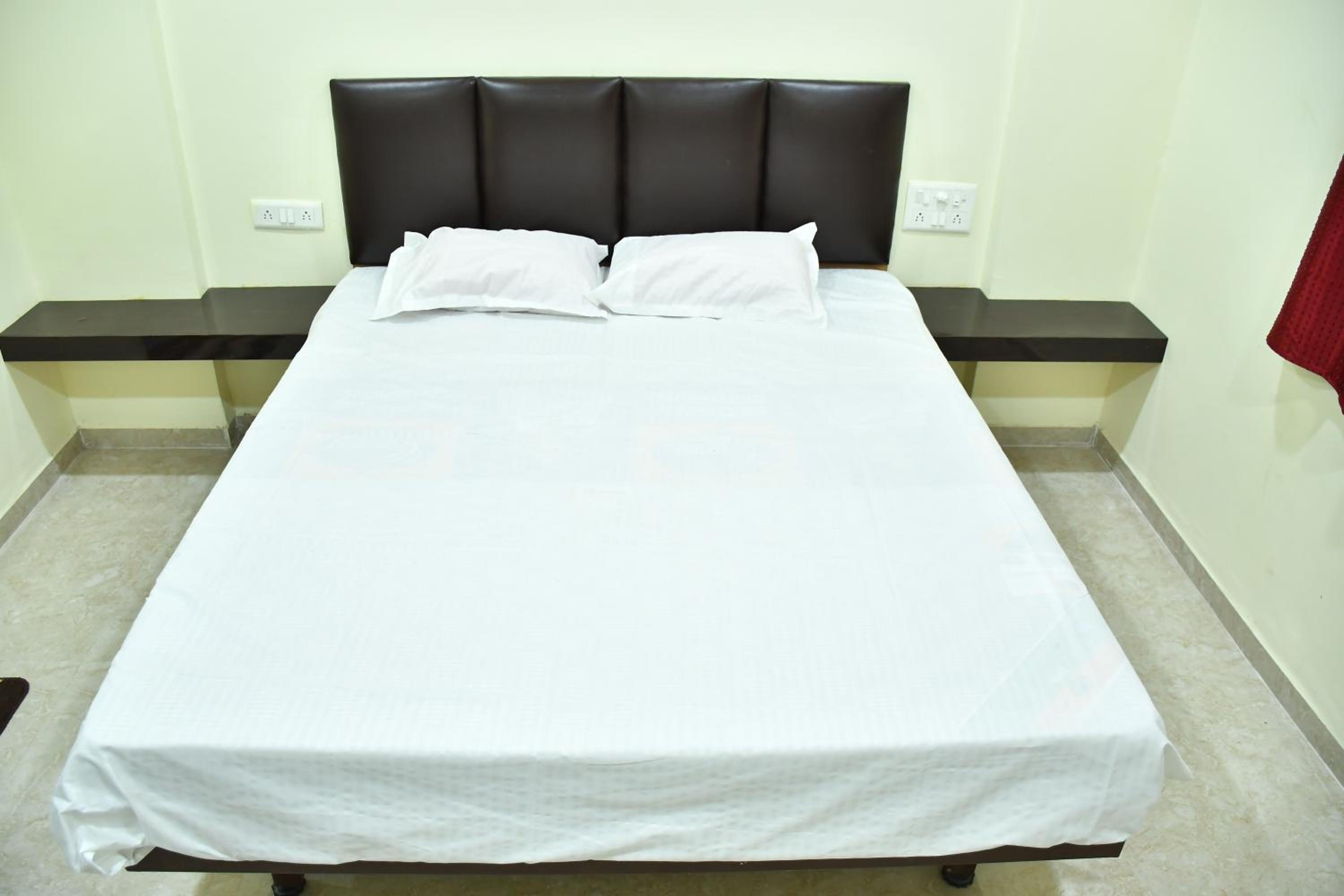 Hotel Kalika Residency view 3