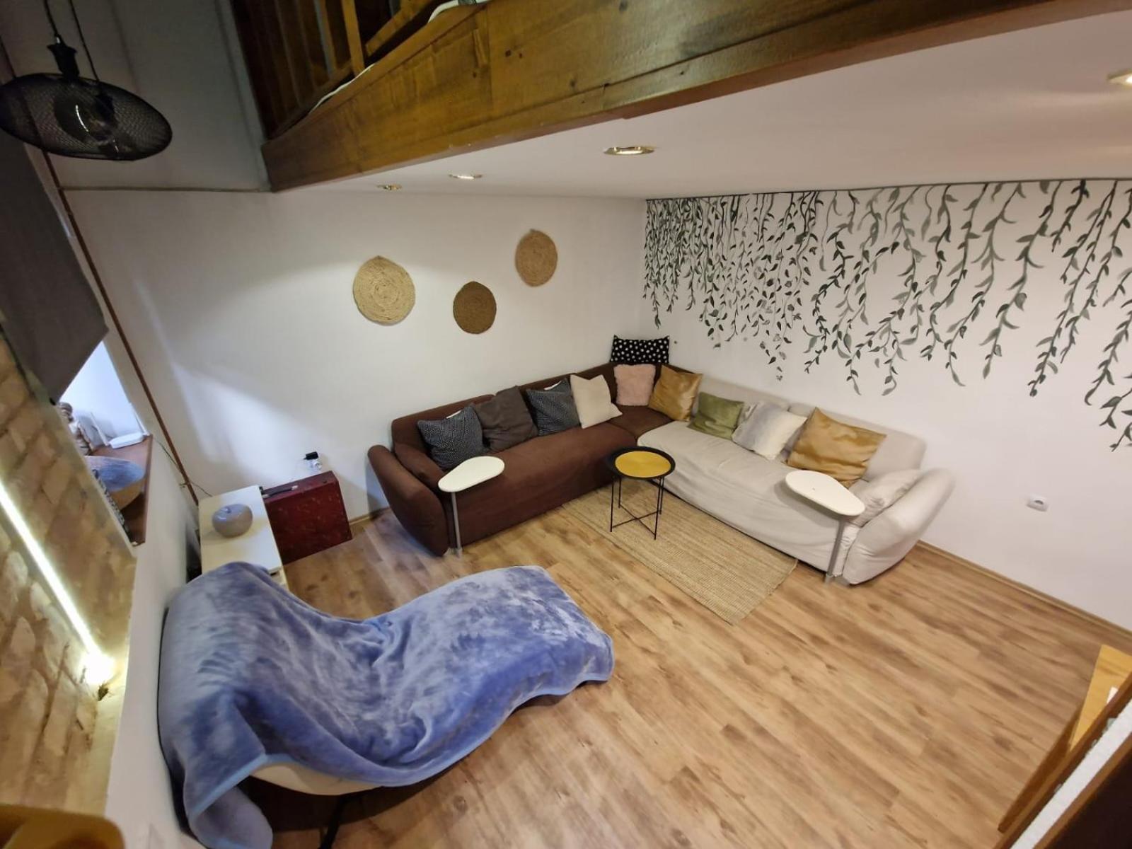 Stylish Natural Apartment with SAUNA - Heroes Square
