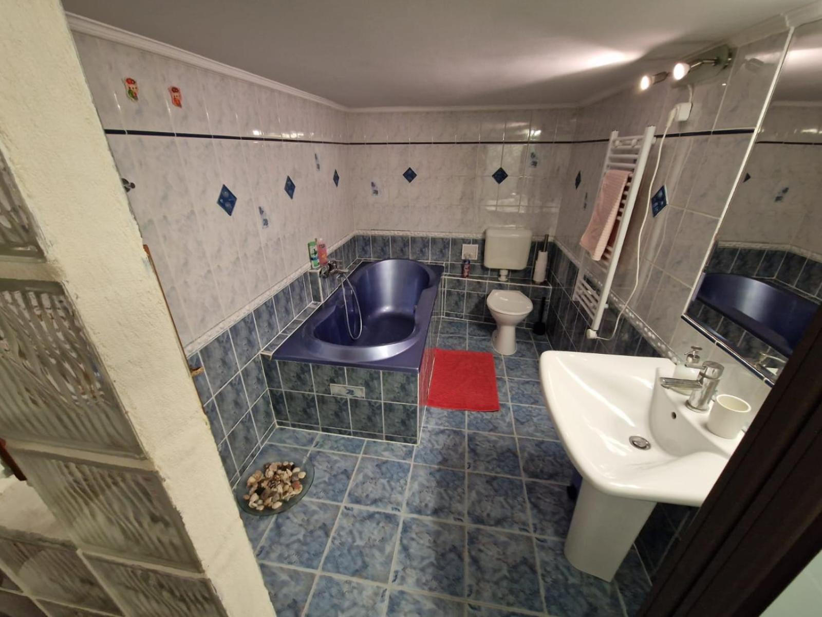 Stylish Natural Apartment with SAUNA - Heroes Square