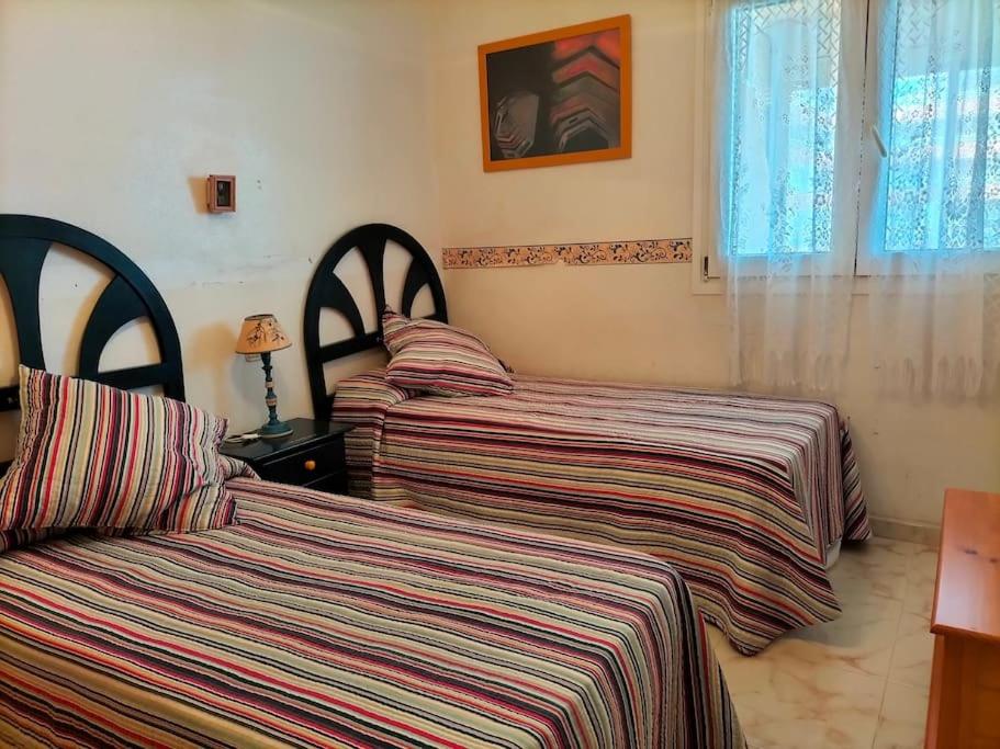 Spacious attic w/ beach views, two terraces & pool view 5