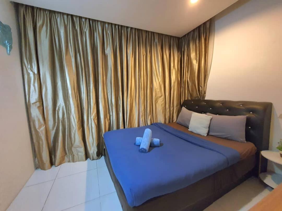 Regalia Luxury Suites KLCC - by Cozy Stay