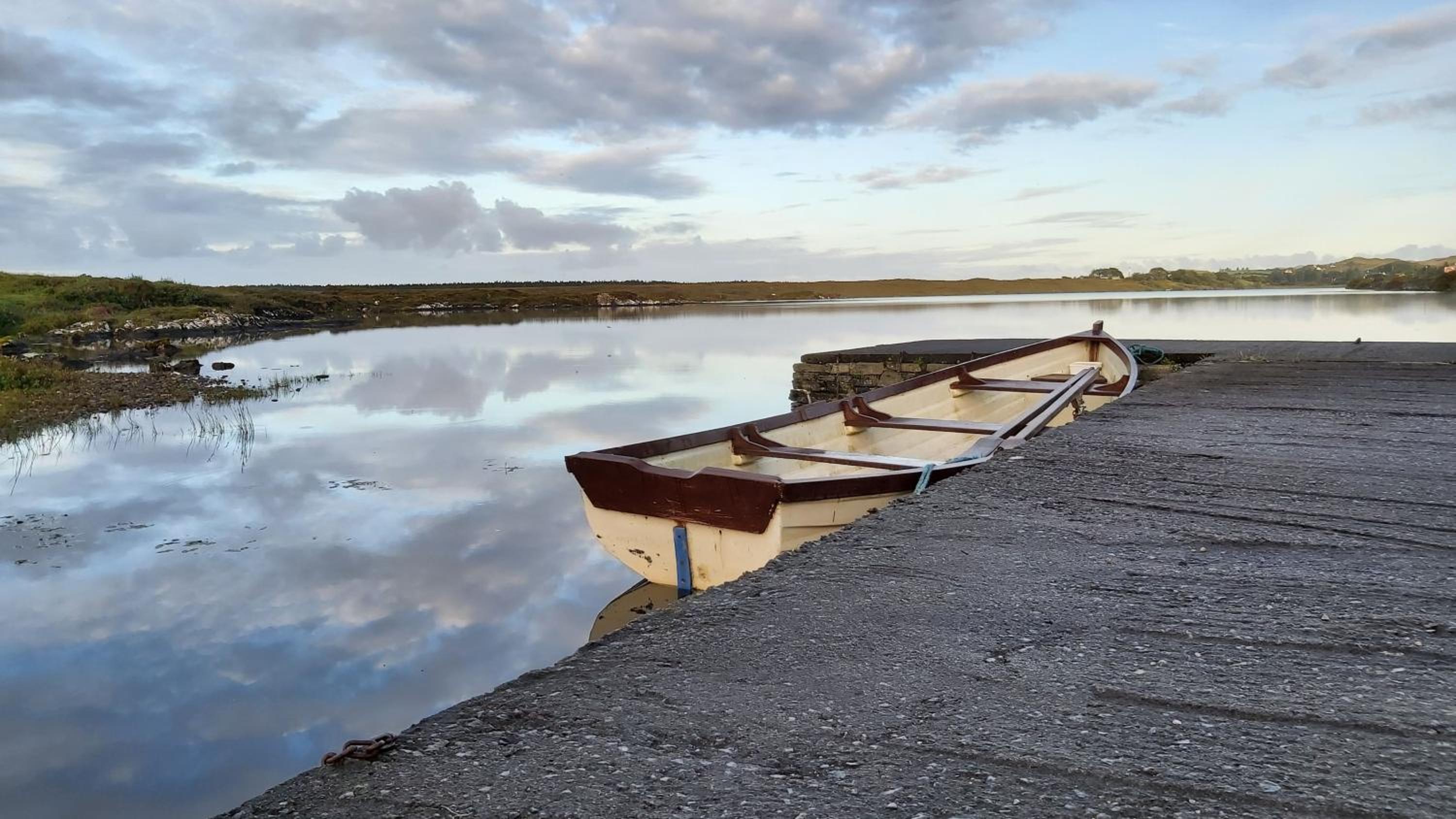Teach Eile, Clifden