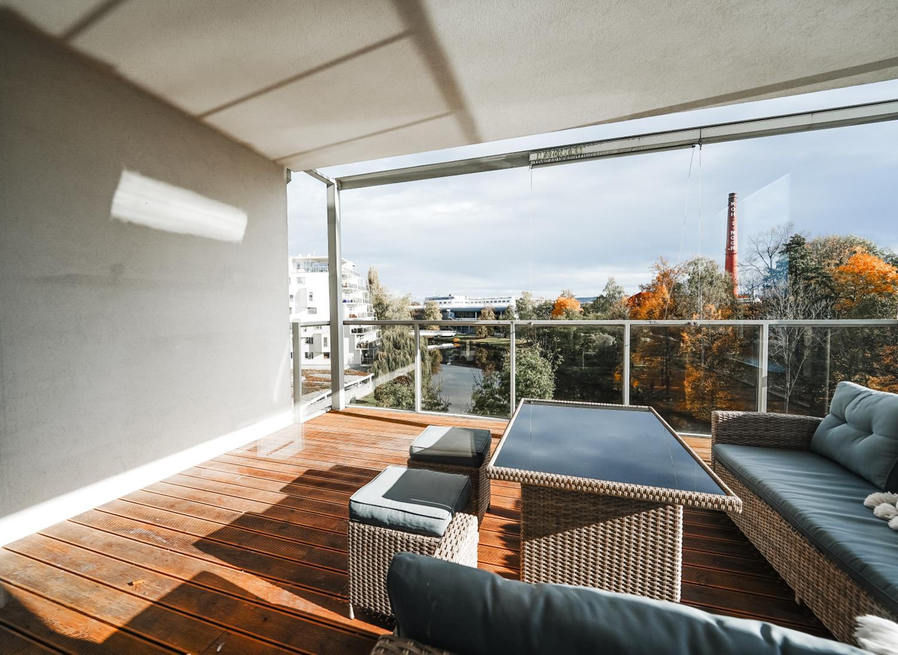 Riverside Apartments