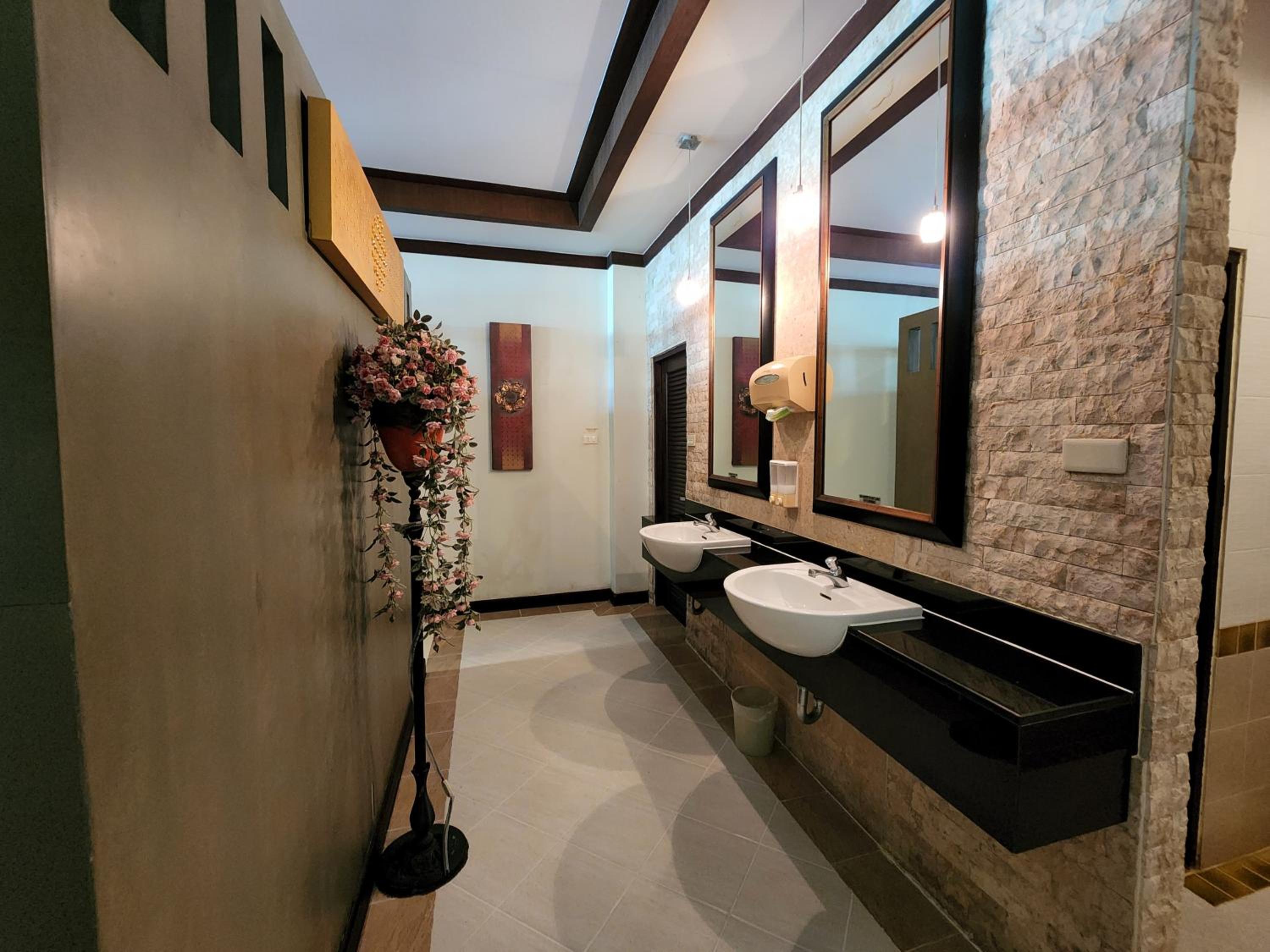 Lanta Mermaid Boutique House-Cozy Stay,Seaview, Delicious Breakfast,2 Minutes Walk to the Beach