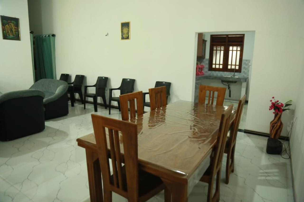Induwara Villa