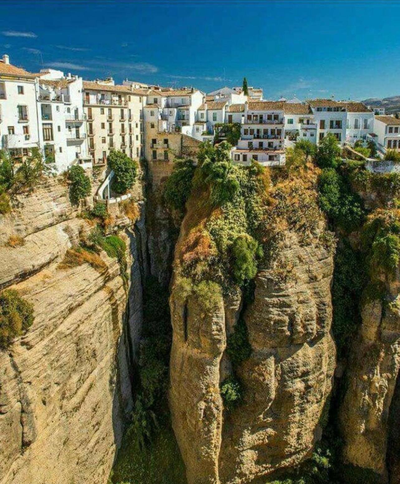 Cozy Apartment Malaga Center near Teatro Cervantes