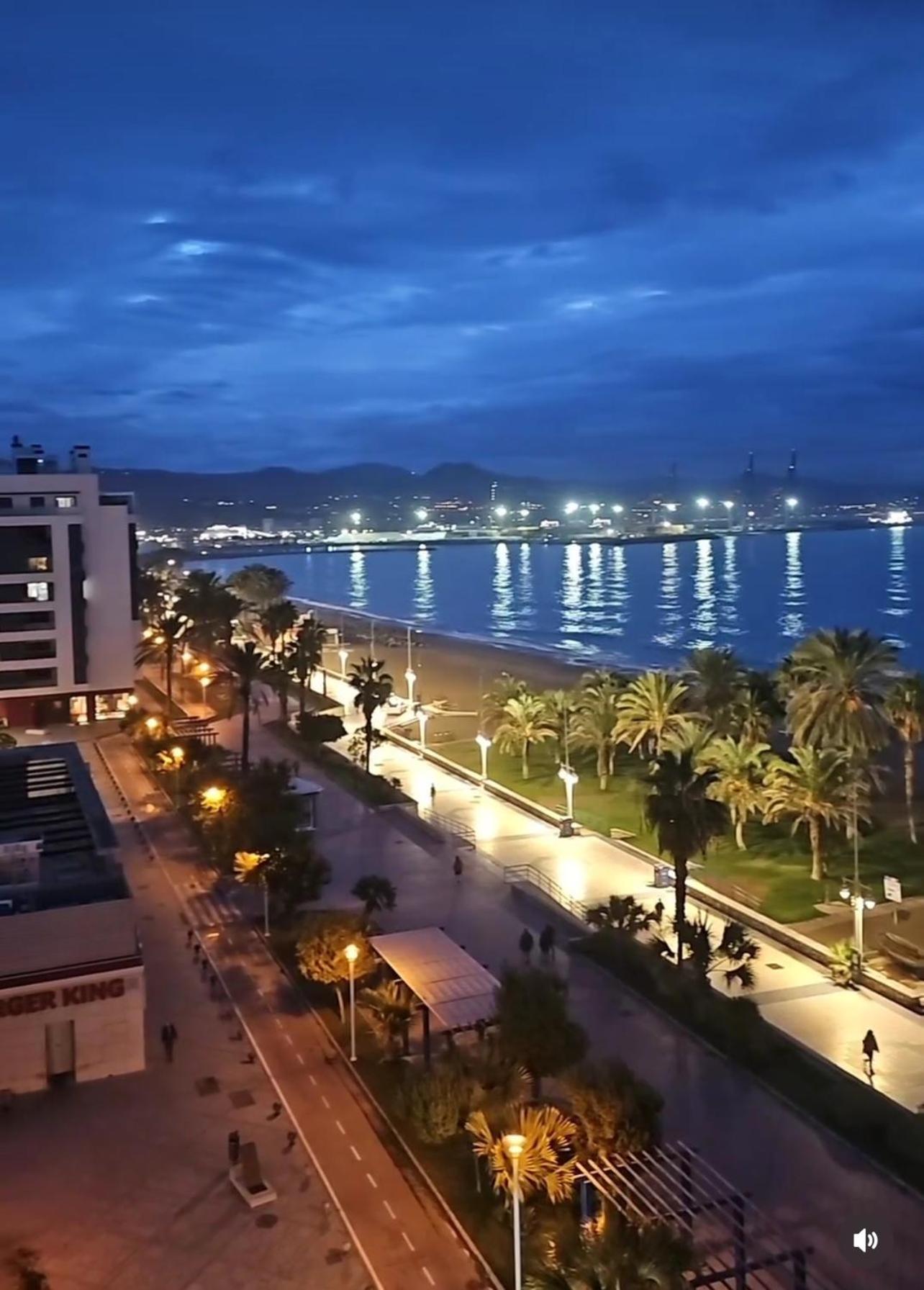 Cozy Apartment Malaga Center near Teatro Cervantes