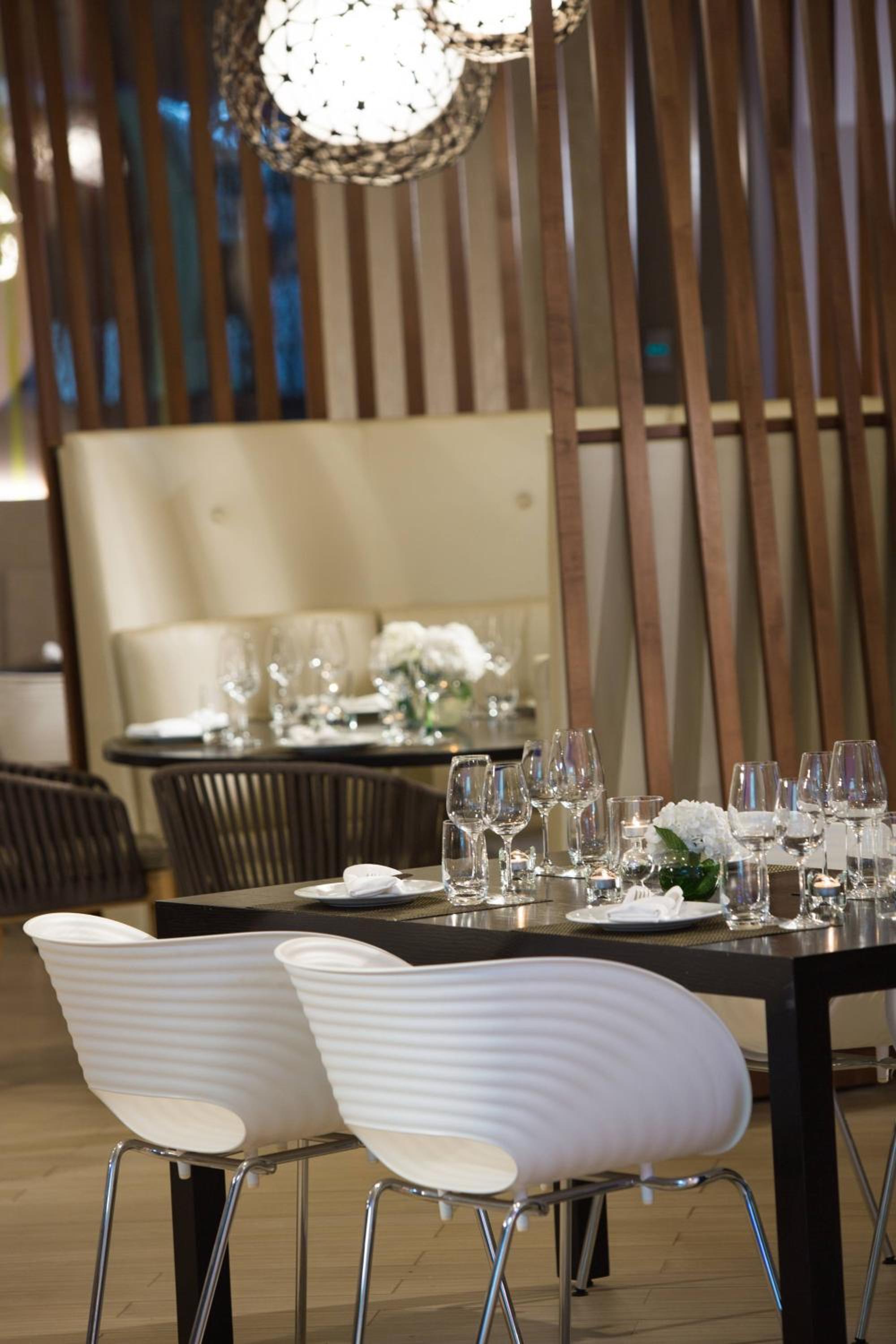 Santo Domingo Vacations - Renaissance Santo Domingo Jaragua Hotel  Casino - Property Image 5