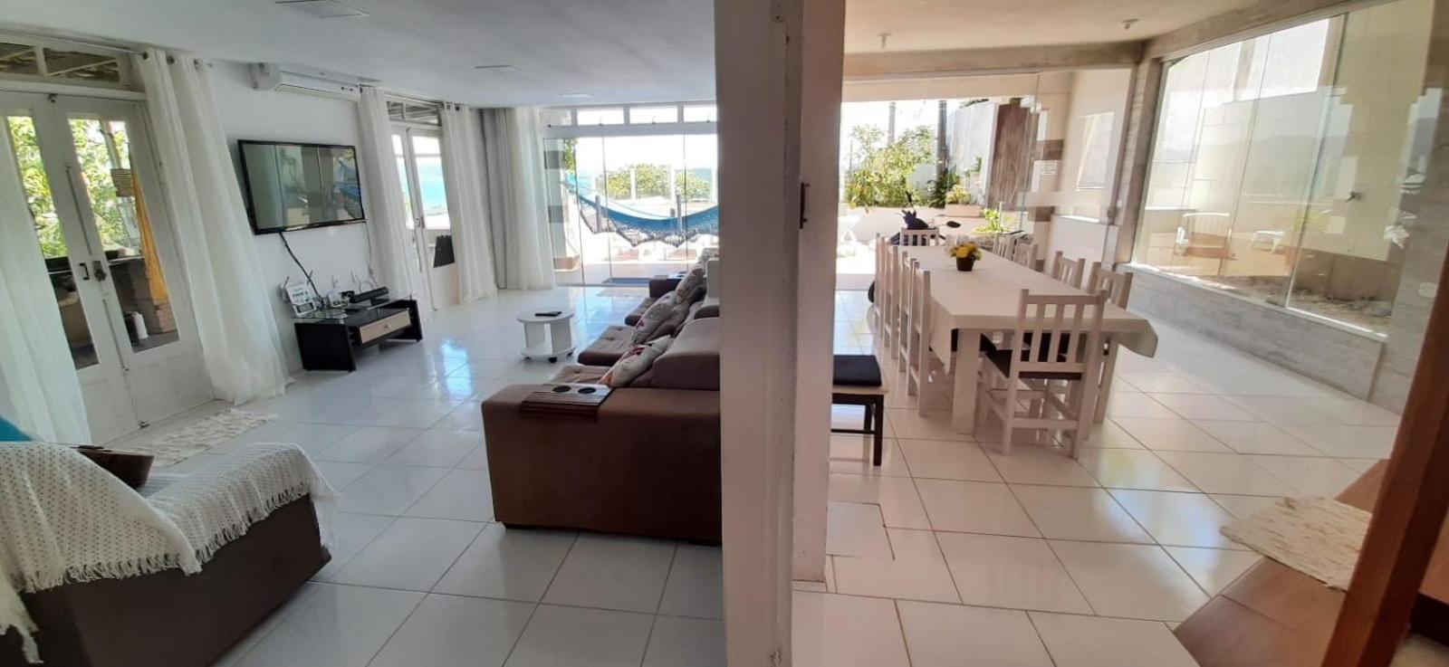 CASA COM PISCINA e VISTA PARA O MAR - Porto Belo-SC Bombinhas-SC