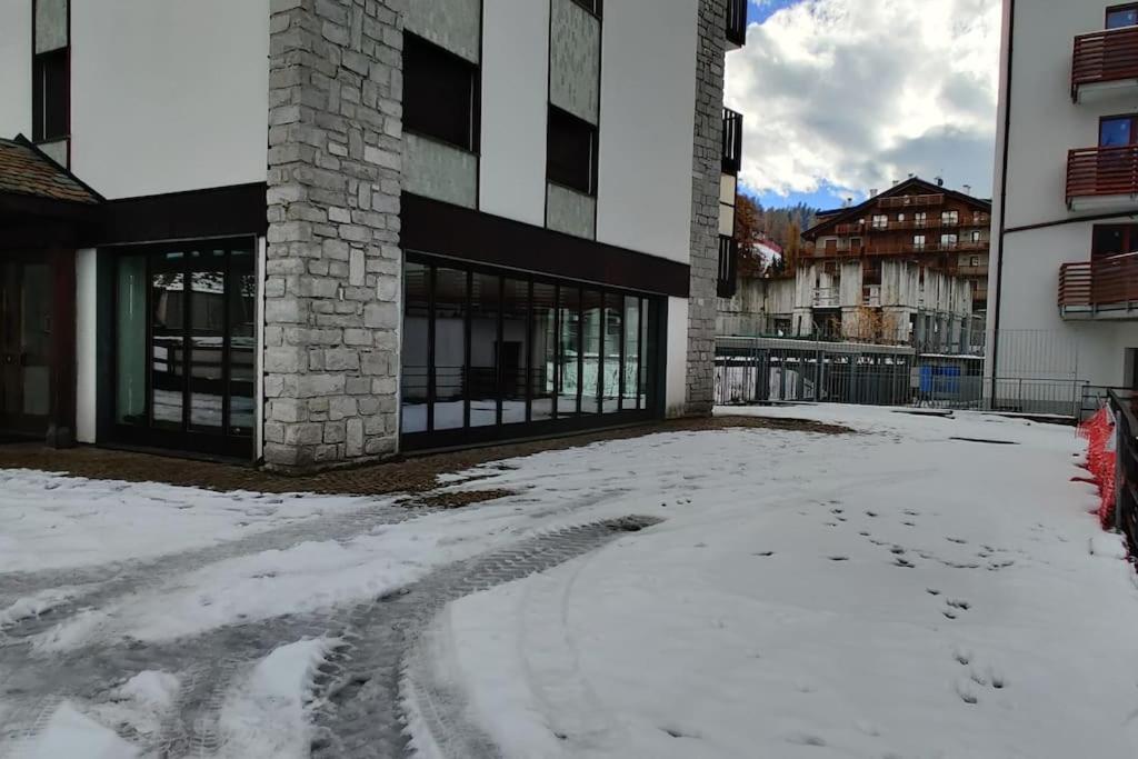 Casa Madesimo - Impianto sciistico e Parcheggio view 3