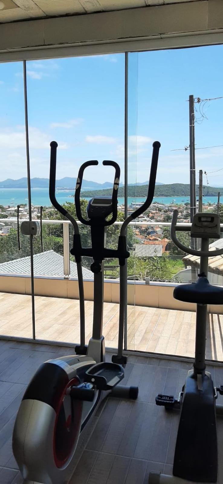 CASA COM PISCINA e VISTA PARA O MAR - Porto Belo-SC Bombinhas-SC