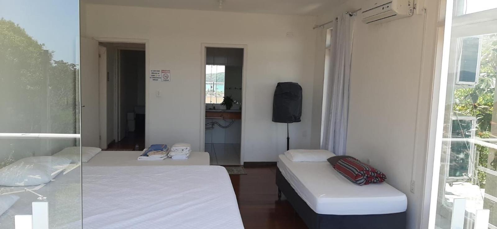 CASA COM PISCINA e VISTA PARA O MAR - Porto Belo-SC Bombinhas-SC