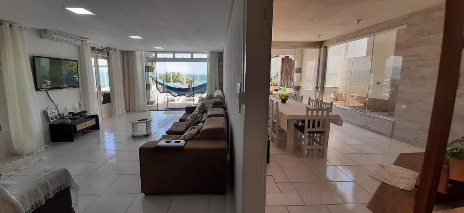 CASA COM PISCINA e VISTA PARA O MAR - Porto Belo-SC Bombinhas-SC