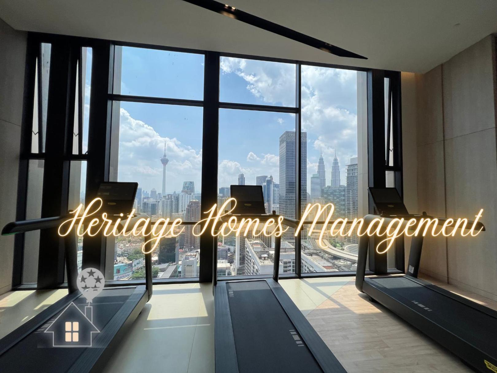 STAR HILL - Axon Infinity Pool with KL View 1minute to Pavilion Bukit Bintang Kuala Lumpur by Heritage