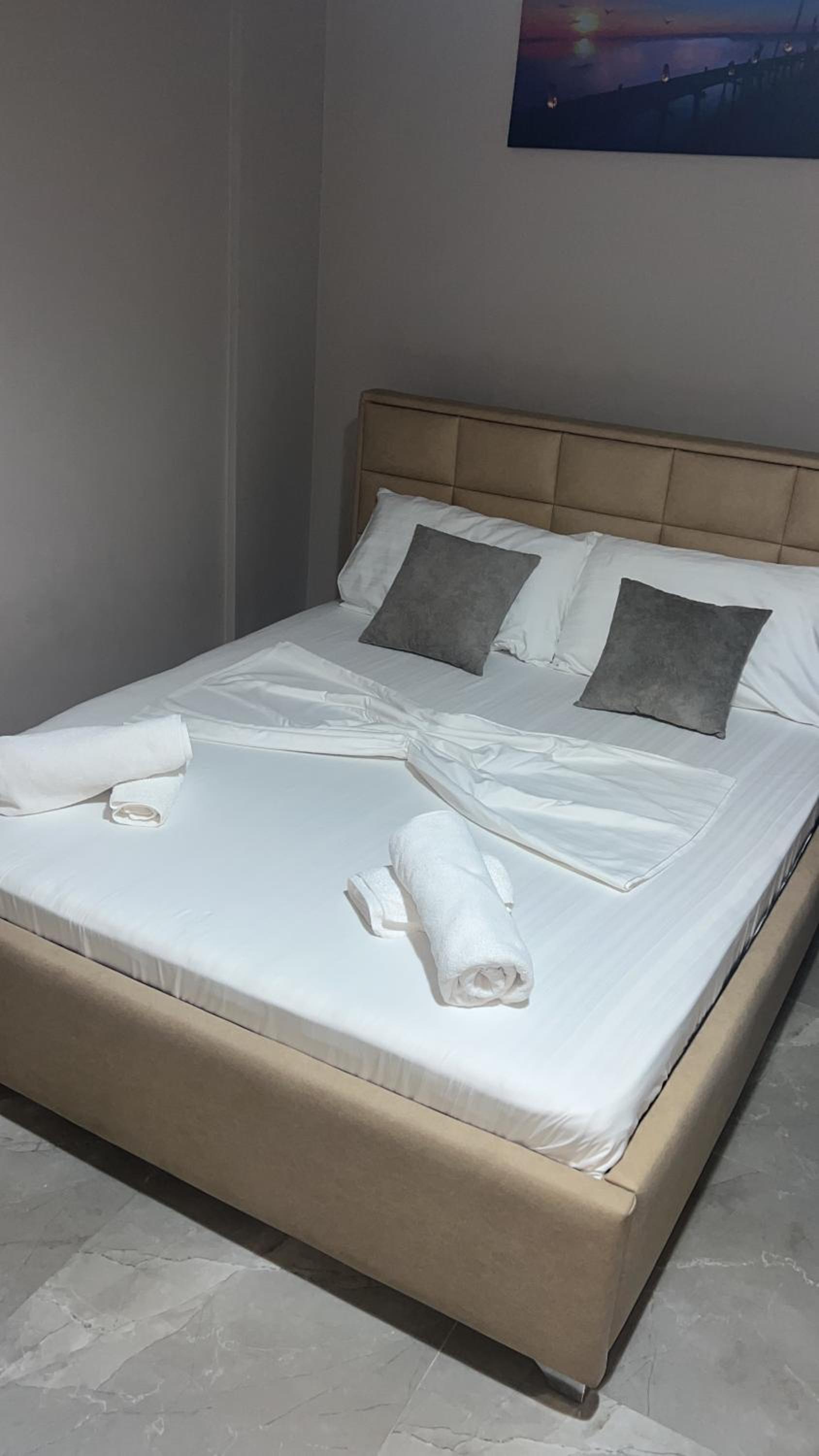 Serene Stay 2
