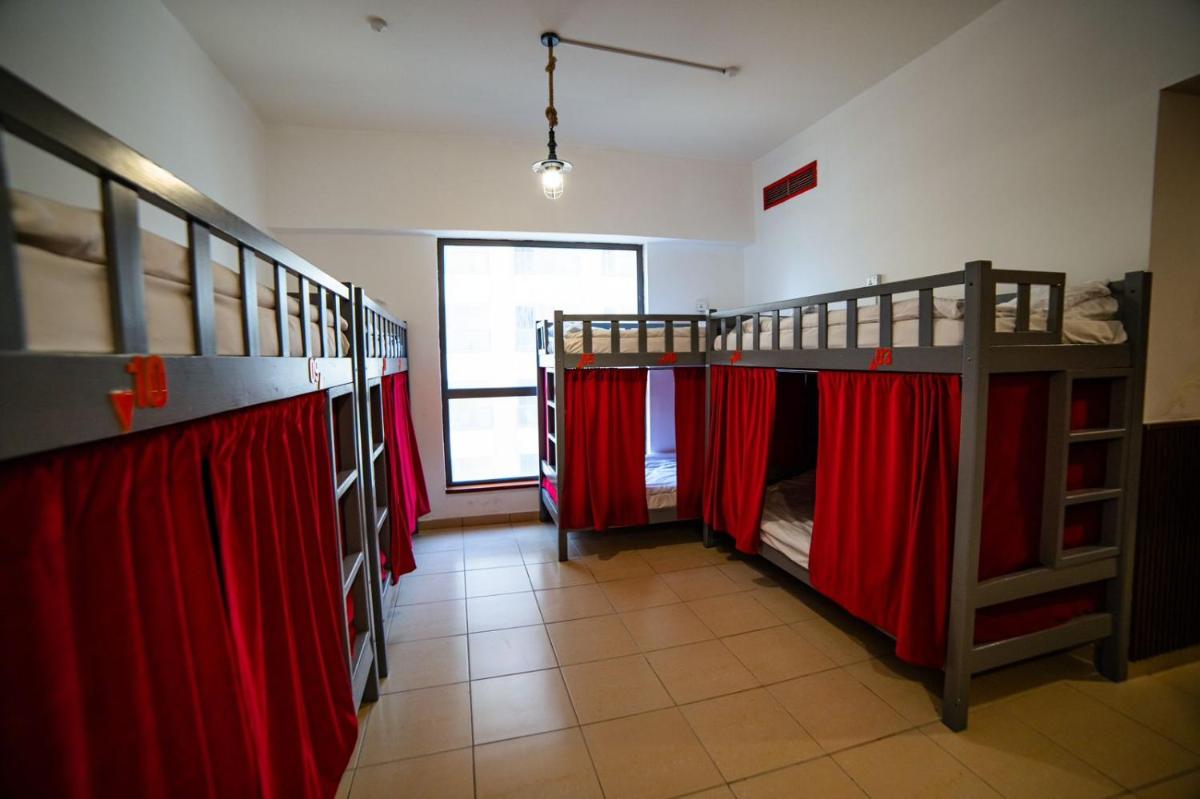 Dubai Vacations - Lunar Hostel - Property Image 3